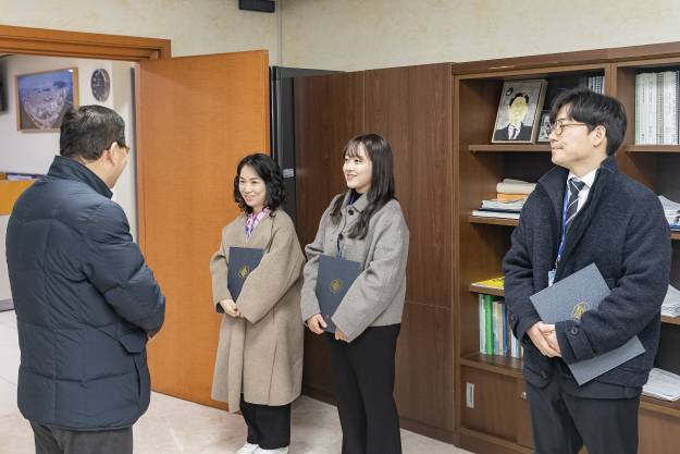20250317-전입 및 신규임용 직원 발령장 수여