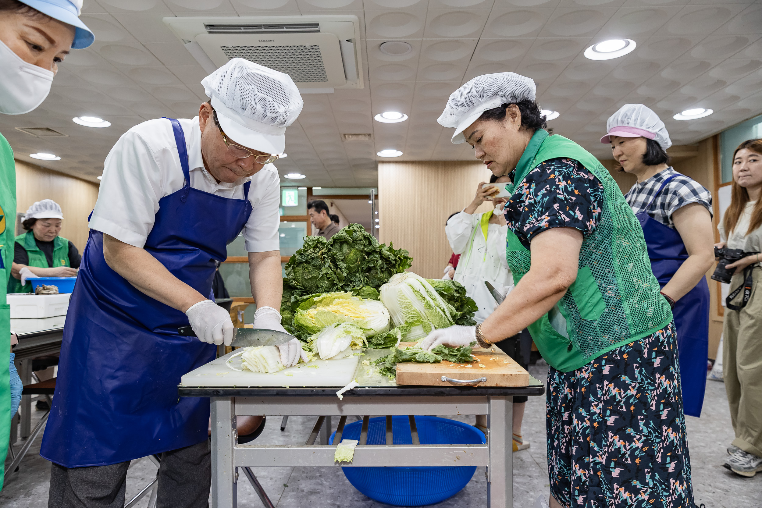 20250714-자양4동 새마을부녀회 밑반찬 나눔 행사 20250714-3867_L_130152.jpg