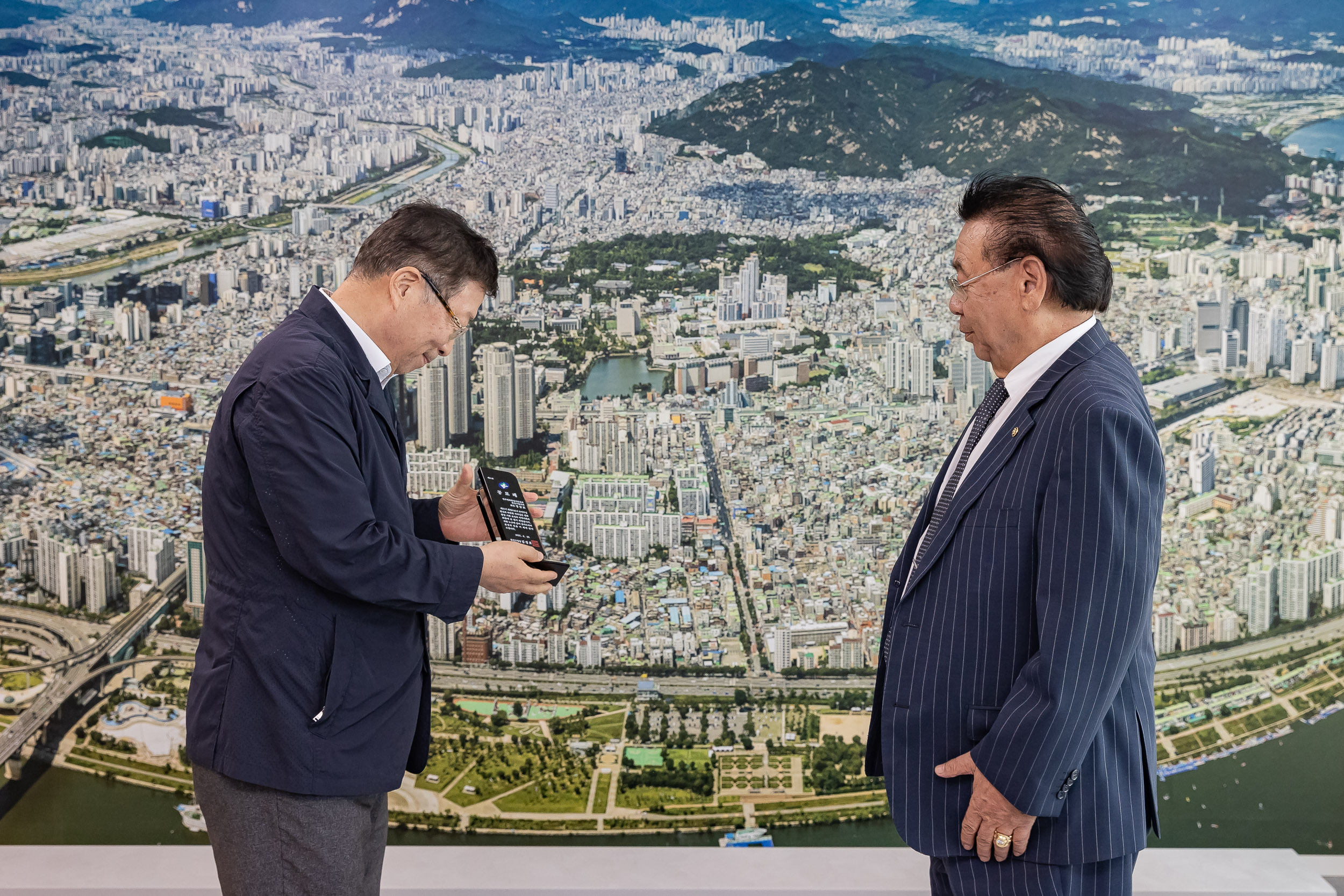 20250826-민주평화통일자문회의 감사패 수여 20250826-8959_L_151400.jpg