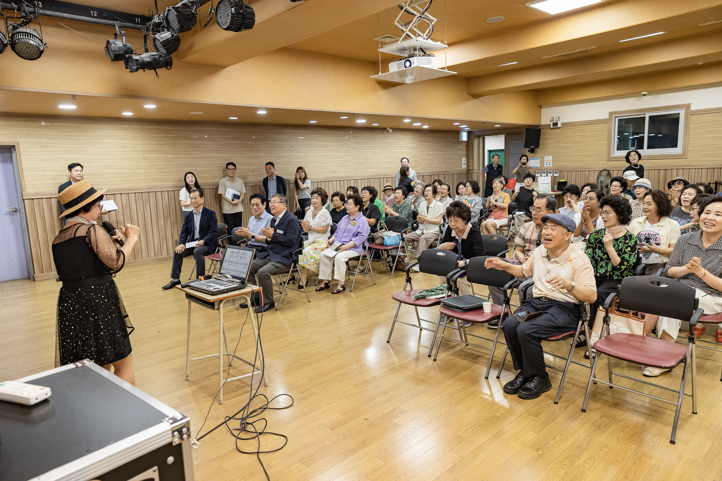 20250711-광진문화원 소통투어 20250711-2711_L_090915.jpg