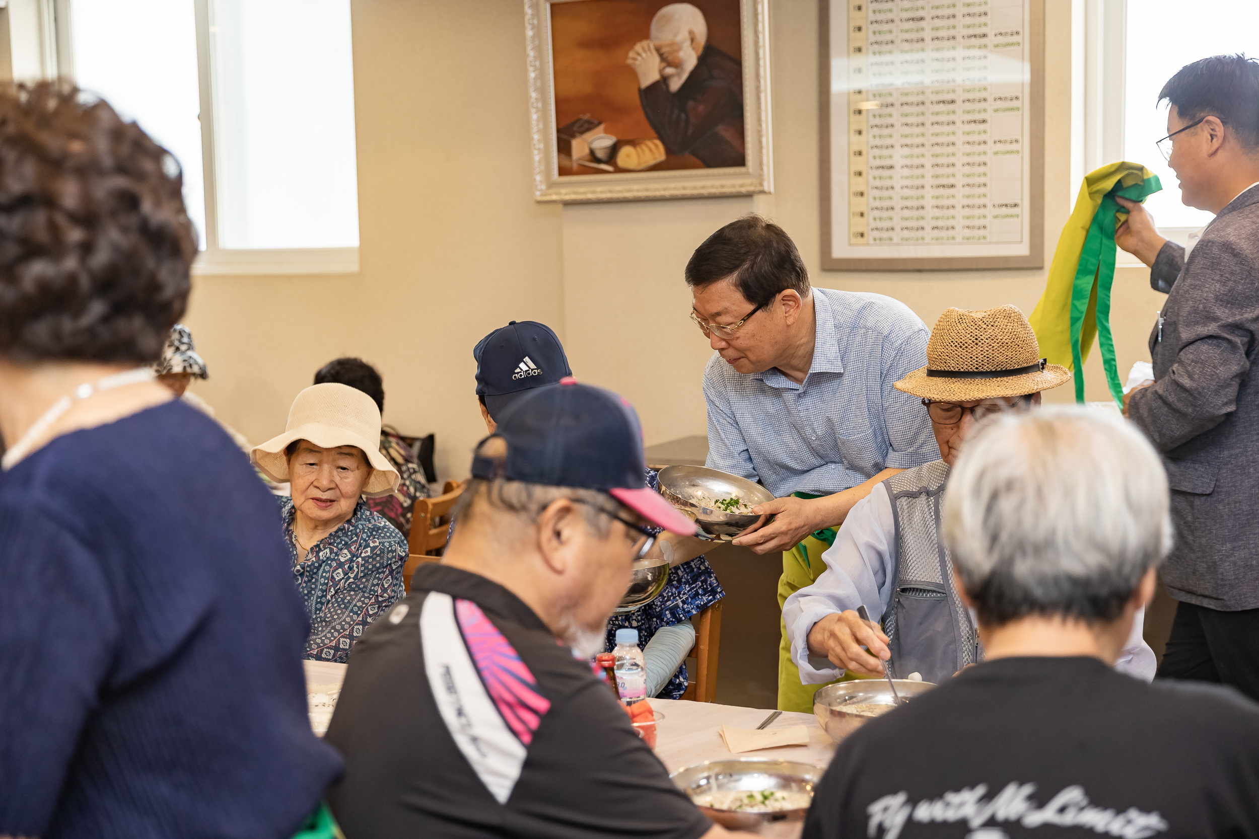 20250726-중곡감리교회 닭죽 나눔행사 20250726-18486_L_154435.jpg