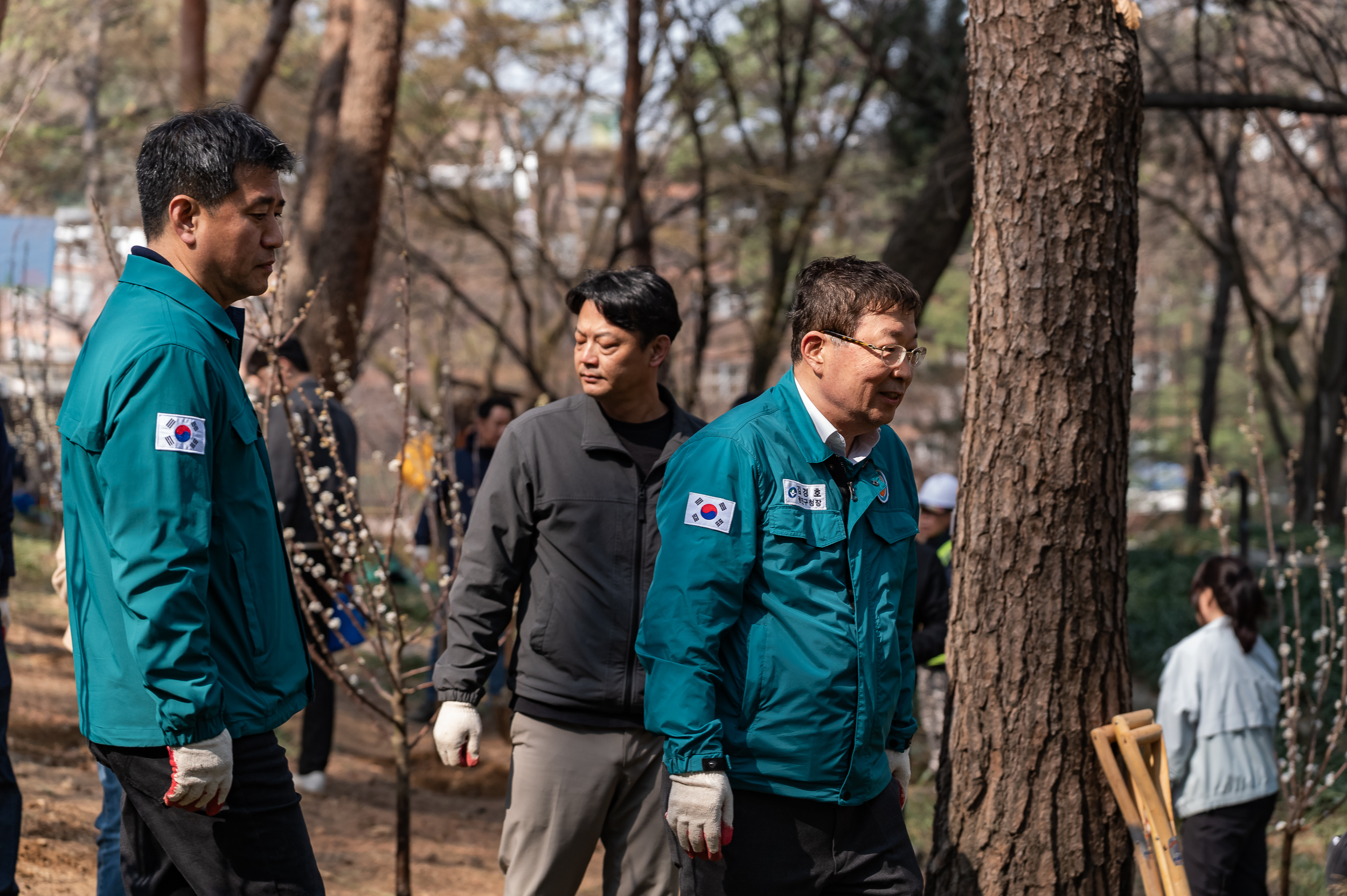 20250404-탄소중립 직원 나무심기 행사(제80회 식목일 기념) 20250404-44368_L_173033.jpg