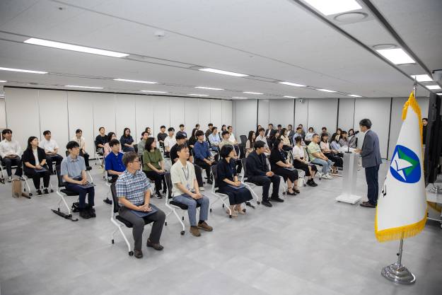 20250717-2025년 하반기 6급이하 과학기술직 정기인사 발령장 수여식