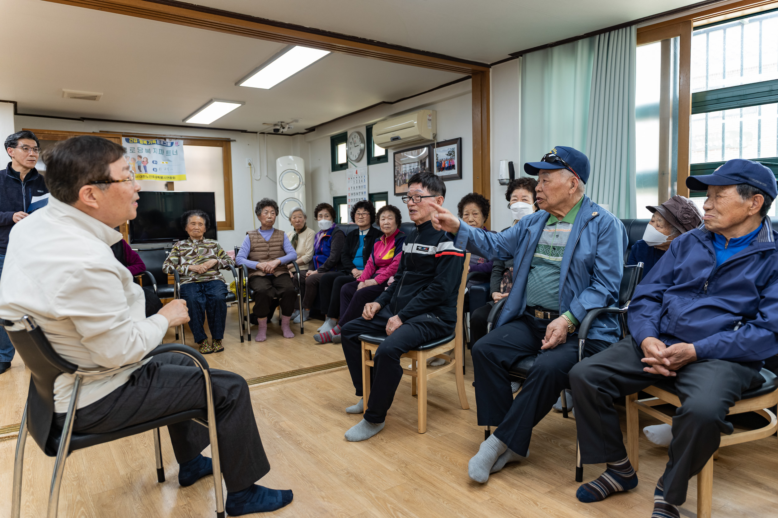 20250418-경로당 시설점검 현장방문(소능경로당, 구의2동 경로당) 20250418-56155_L_103336.jpg