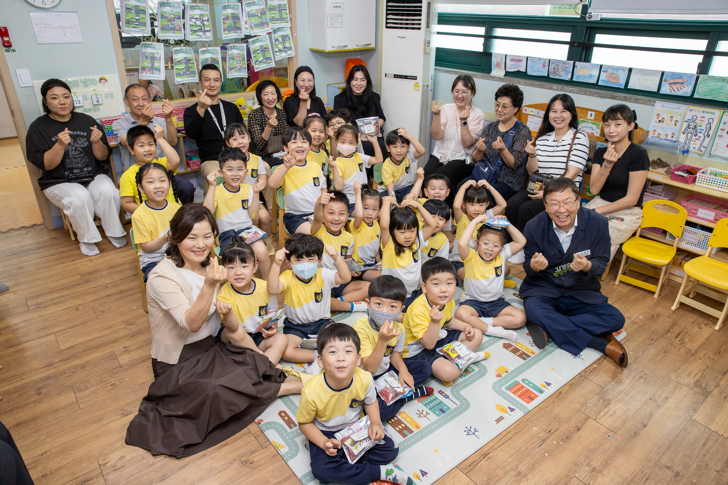 20250613-구청장님과 함께하는 동화여행(늘평화어린이집) 20250613-106225_L_145706.jpg