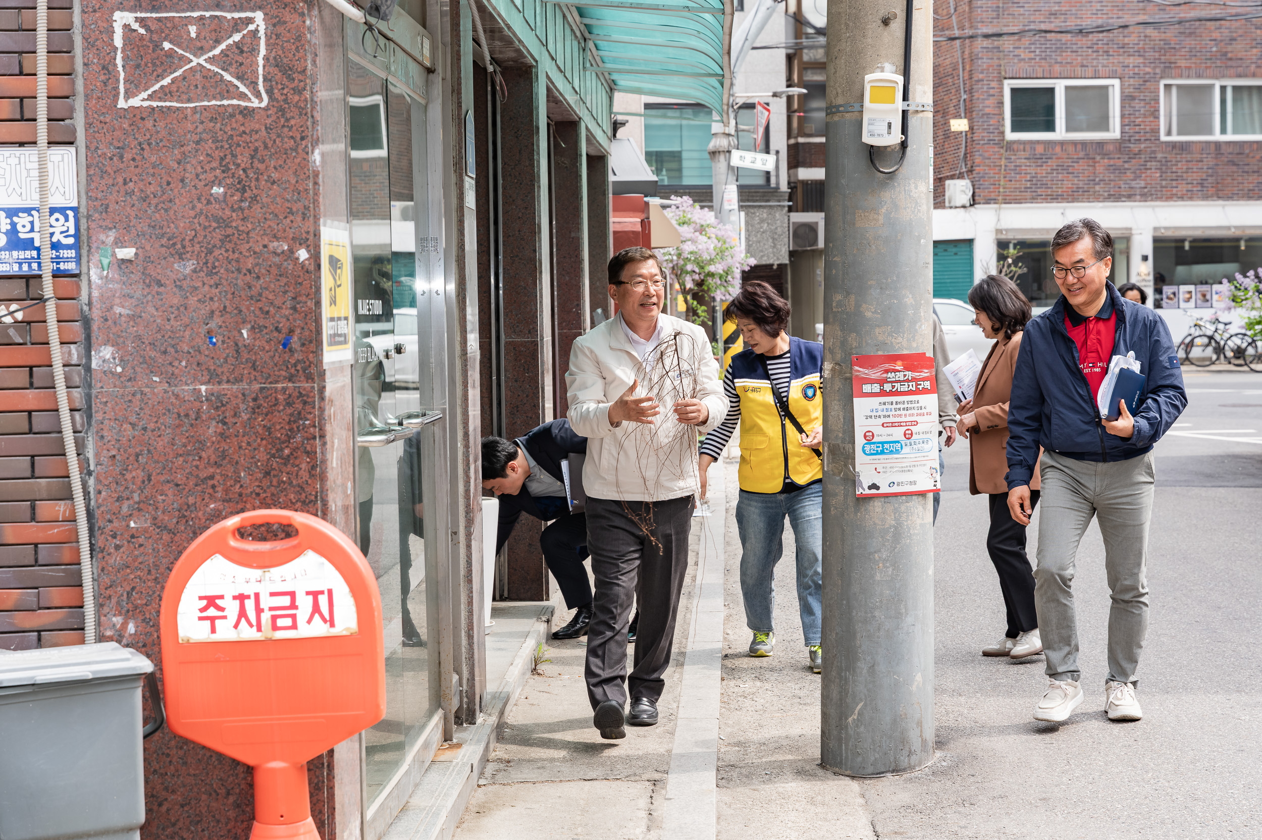 20250417-안전취약계층을 위한 가스타이머콕 설치가구 방문 20250417-52312_L_101349.jpg