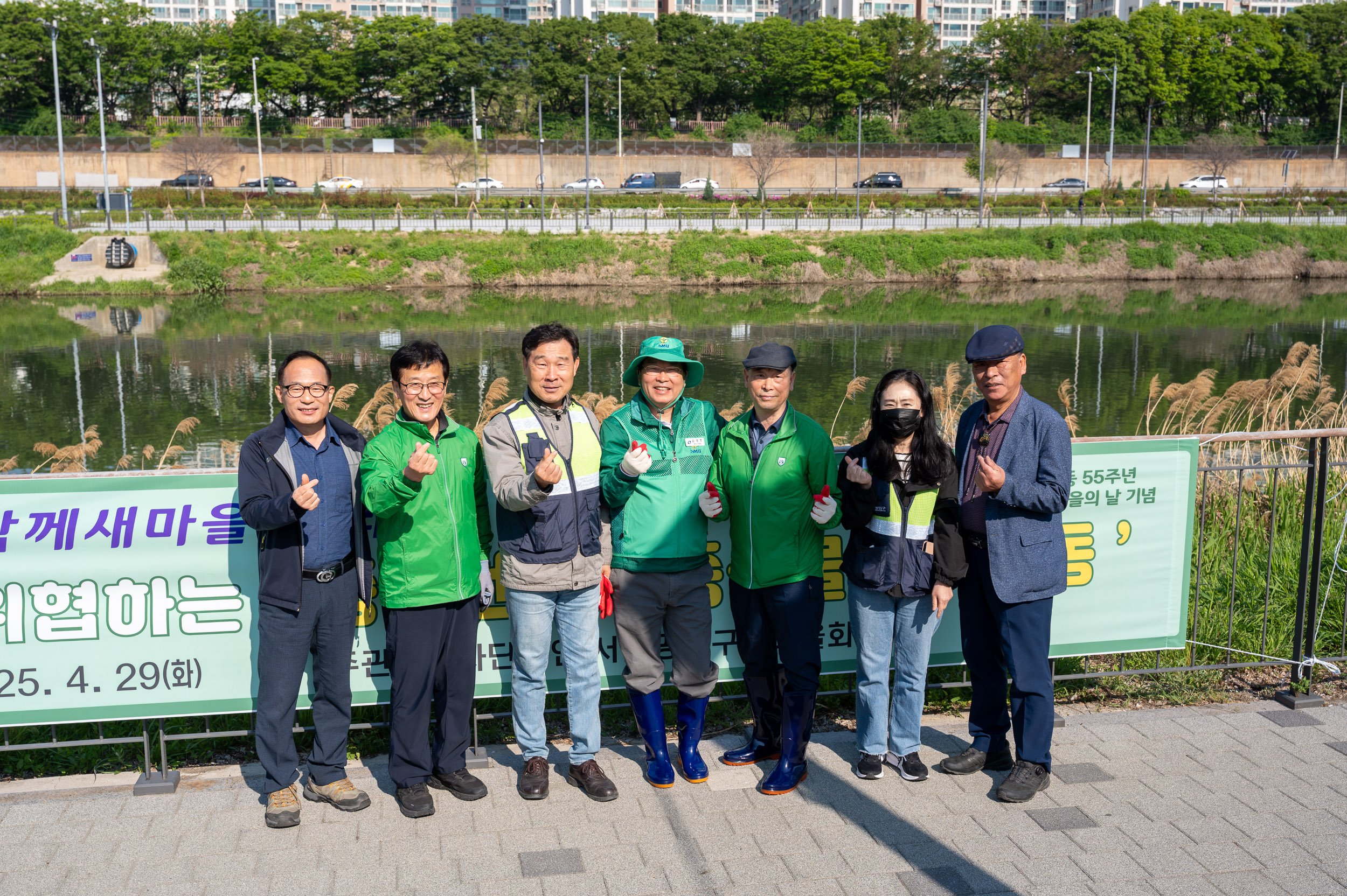 20250429-중랑천 외래식물 환경정화 활동-새마을지도자광진구협의회 20250429-65521_L_162215.jpg