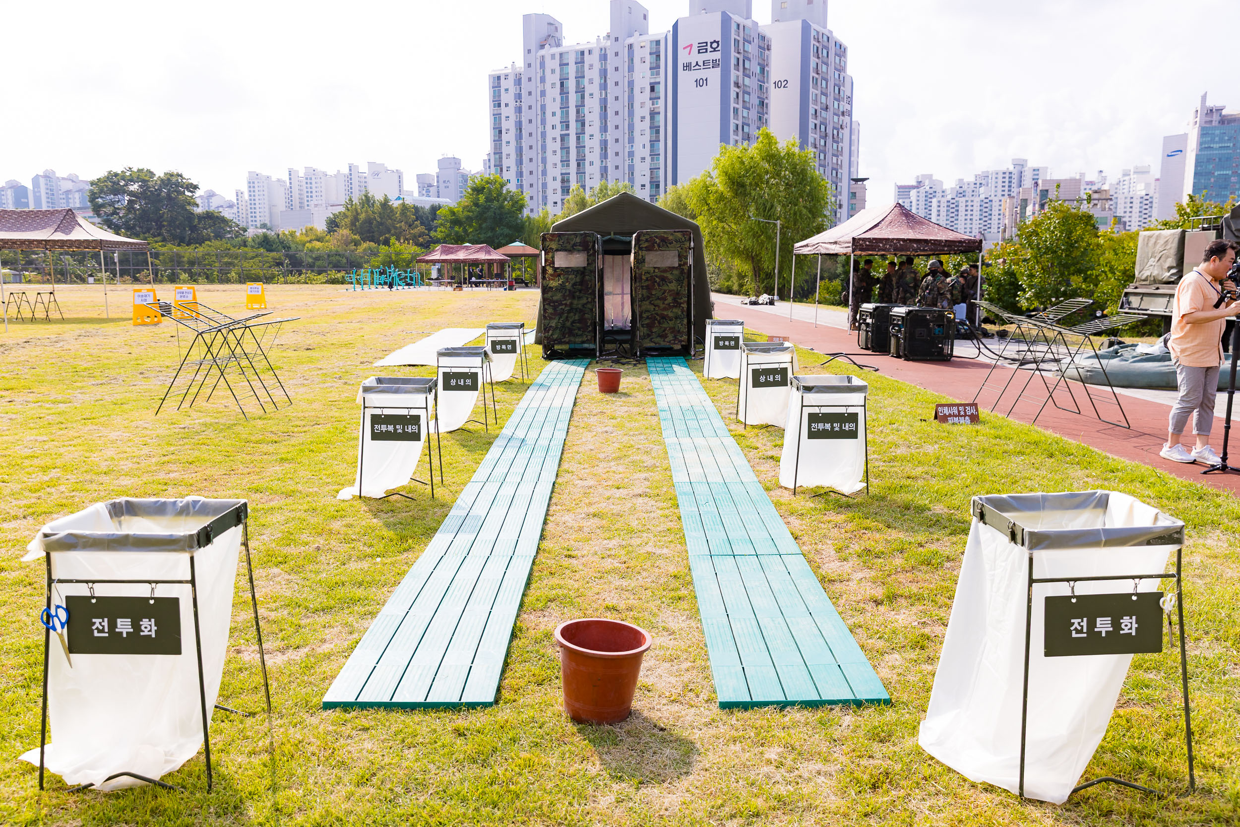 20250821-제221보병여단 1대대  UFS(대량사상자 관리) 연습 20250821-4304_L_110858.jpg