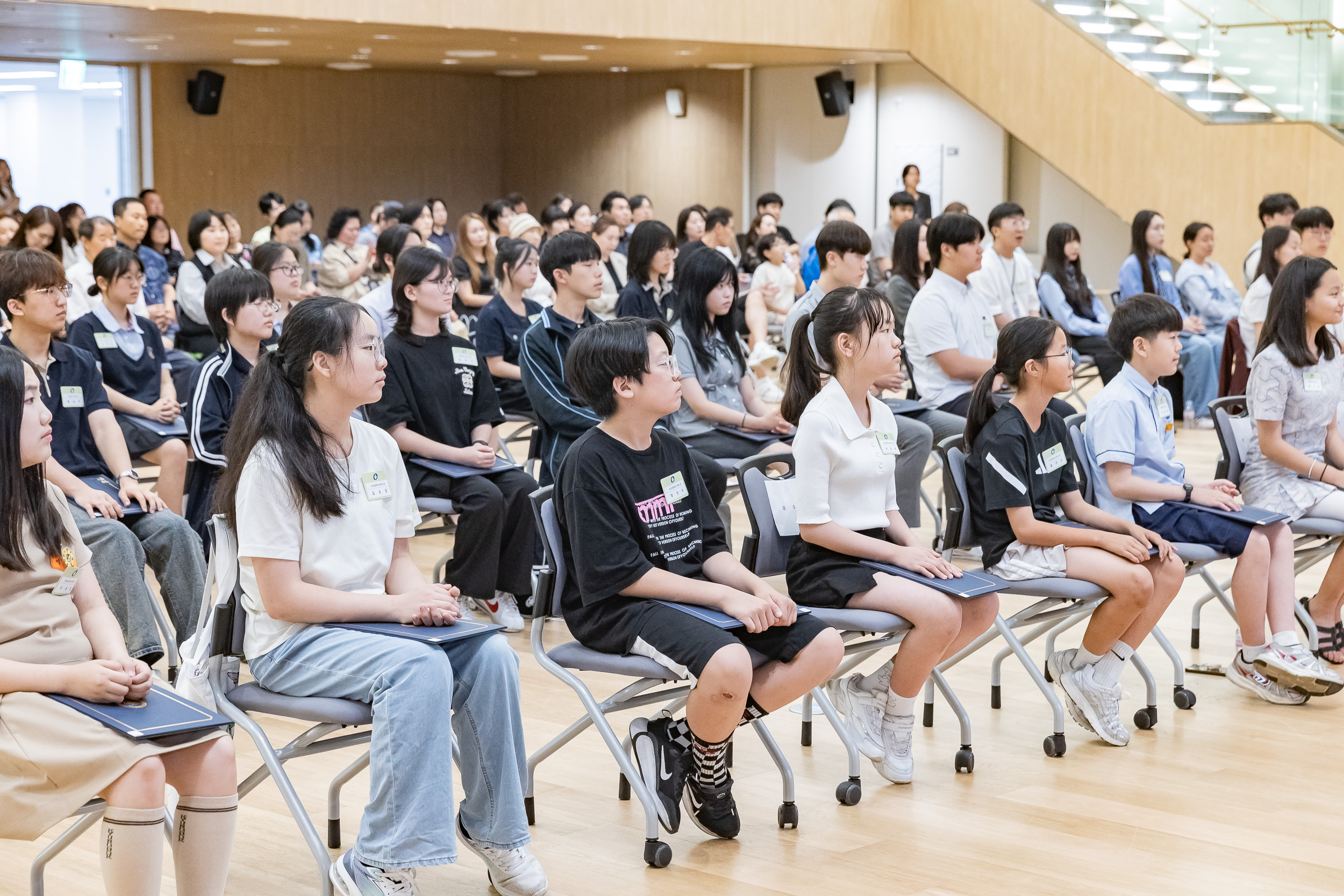 20250619-2025년 청소년의 달 기념 광진구 모범청소년 표창 수여식 20250619-113480_L_200726.jpg