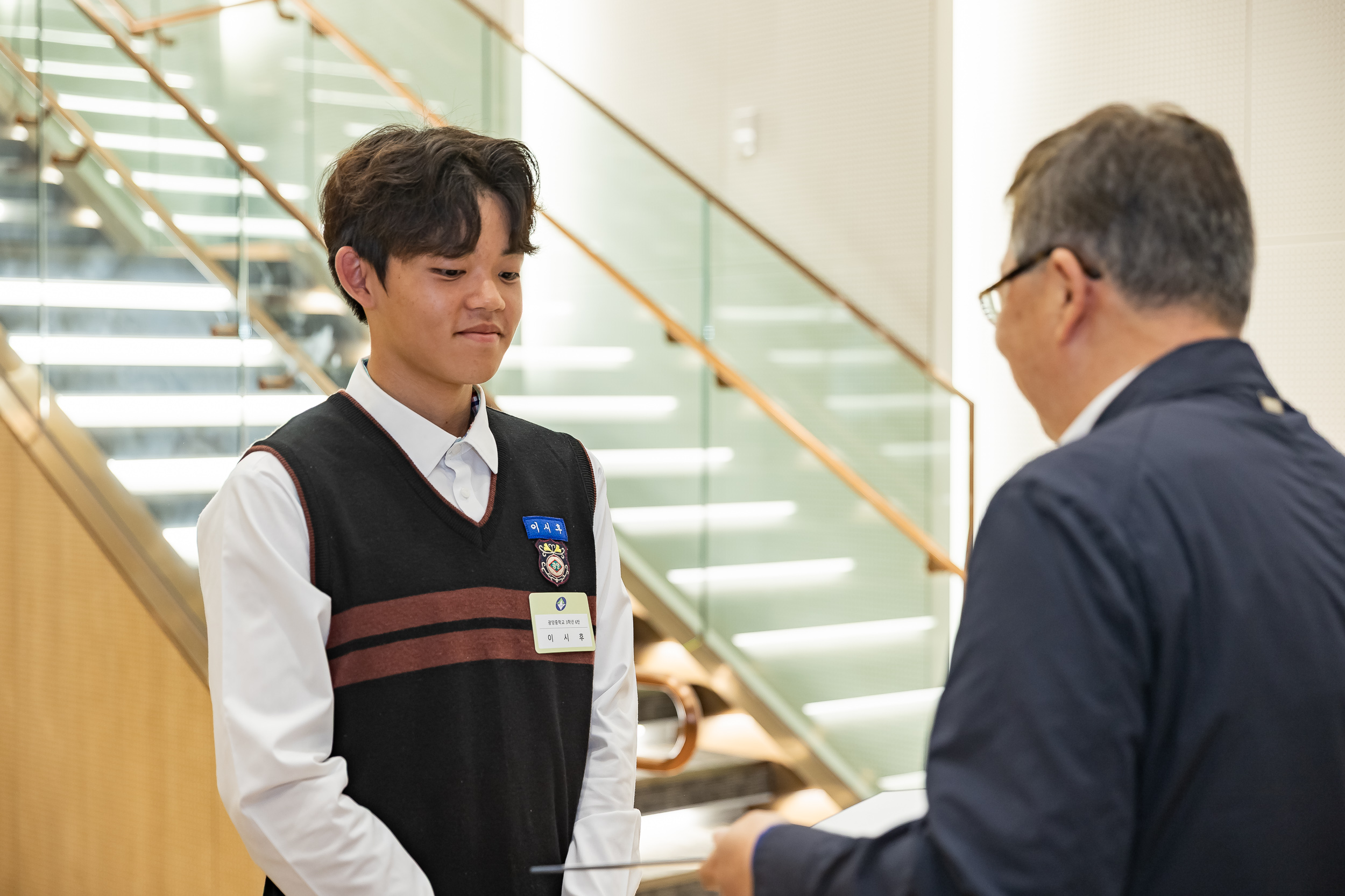 20250619-2025년 청소년의 달 기념 광진구 모범청소년 표창 수여식 20250619-112965_L_200721.jpg