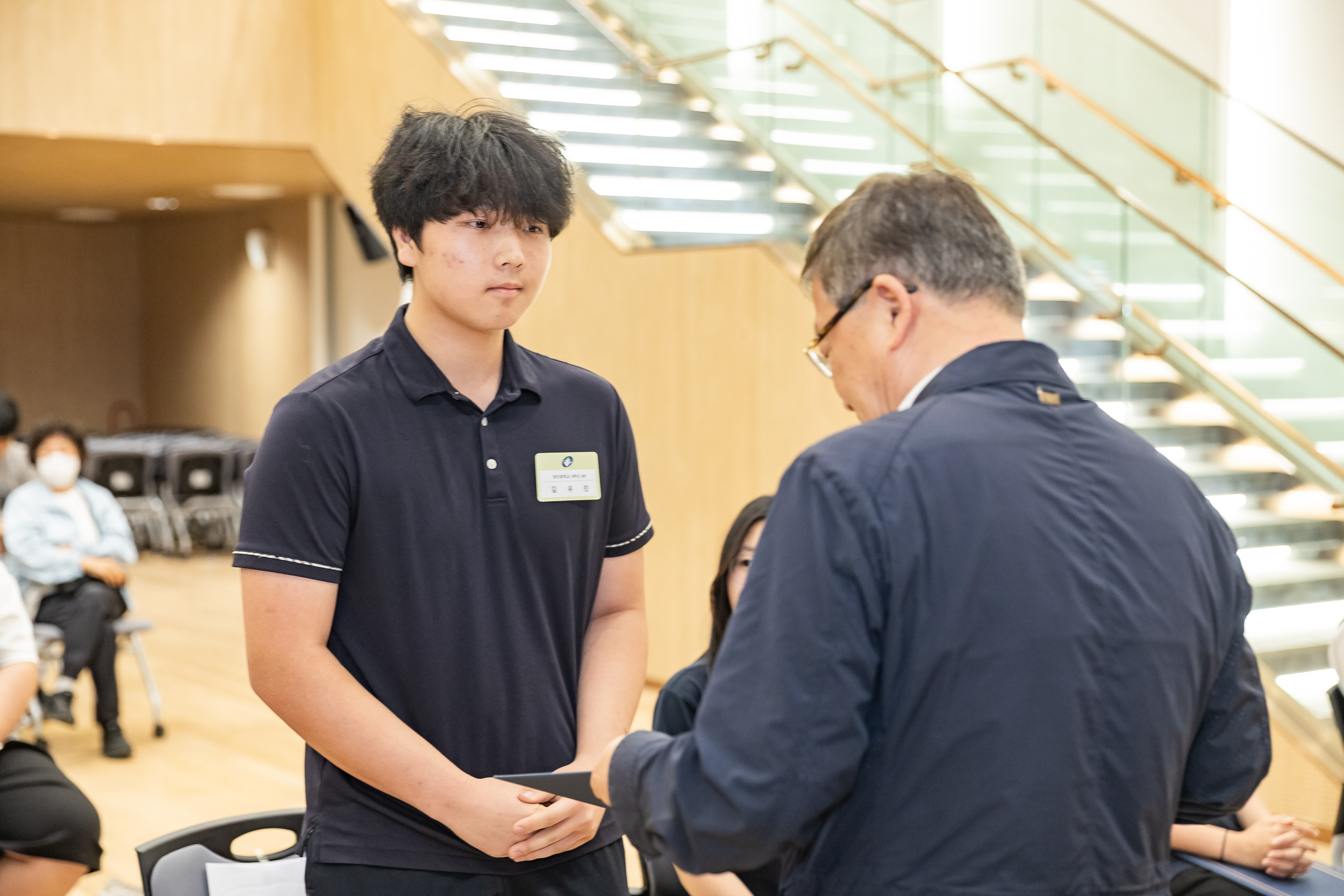 20250619-2025년 청소년의 달 기념 광진구 모범청소년 표창 수여식 20250619-113011_L_200722.jpg