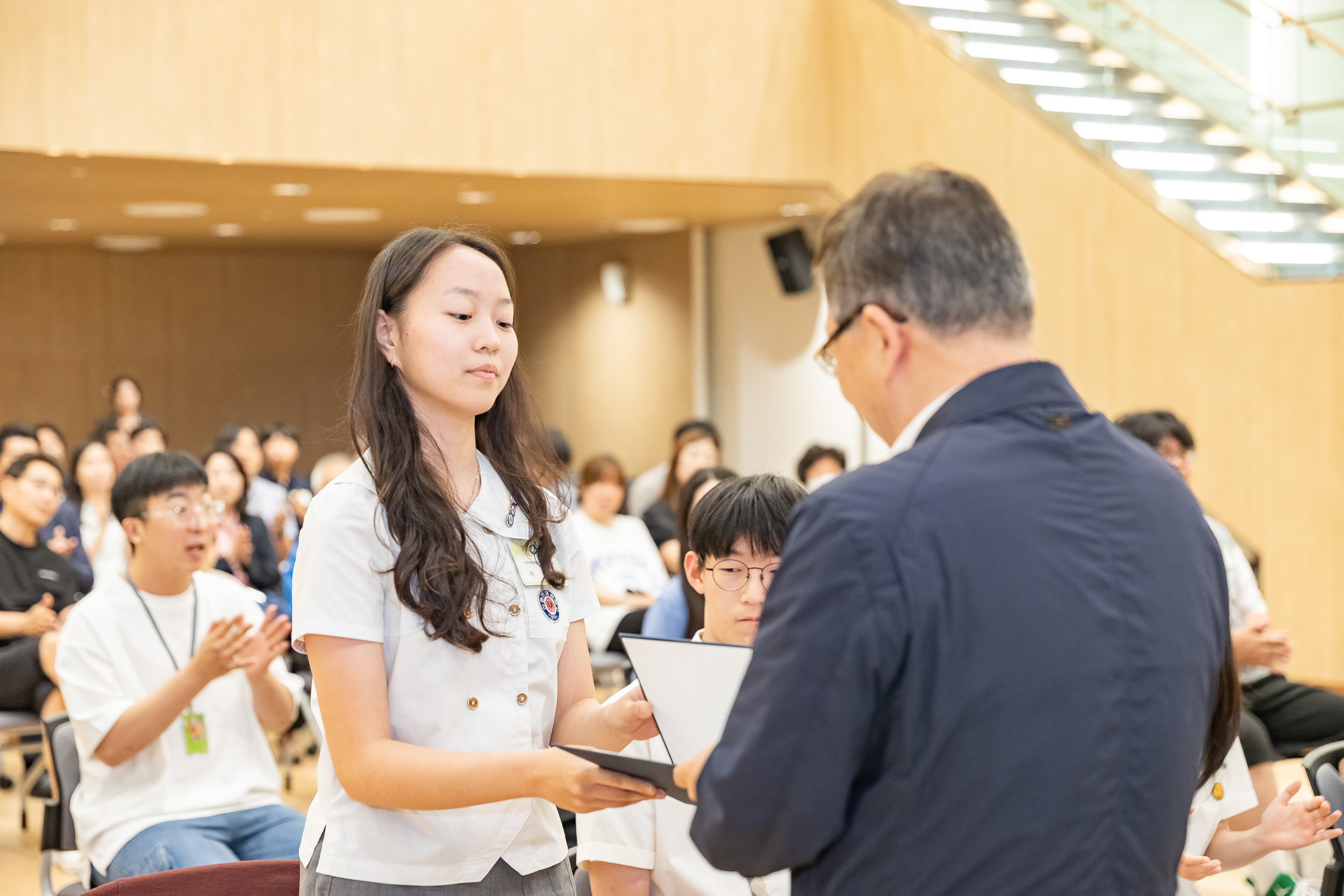 20250619-2025년 청소년의 달 기념 광진구 모범청소년 표창 수여식 20250619-113091_L_200723.jpg
