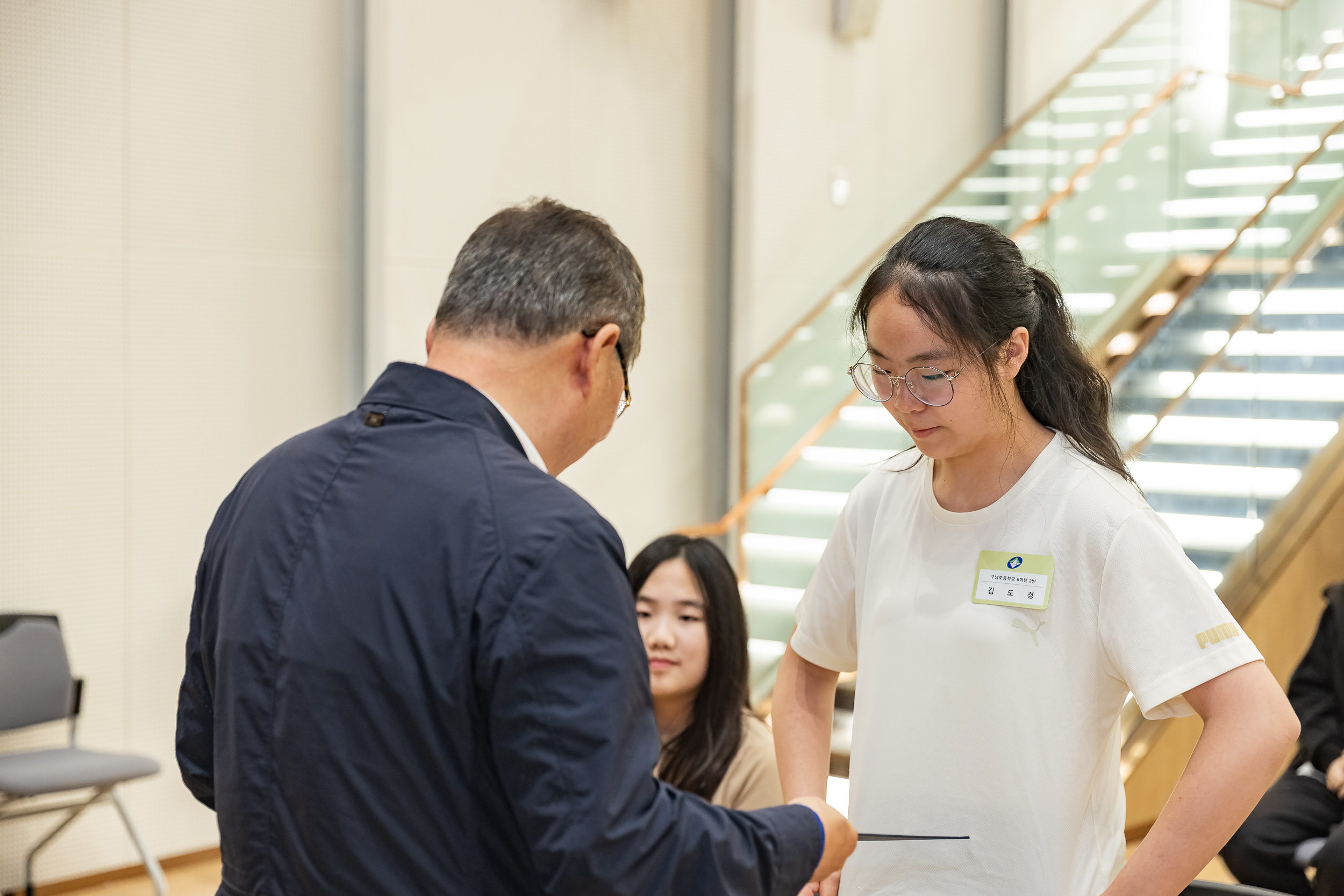 20250619-2025년 청소년의 달 기념 광진구 모범청소년 표창 수여식 20250619-112762_L_200719.jpg