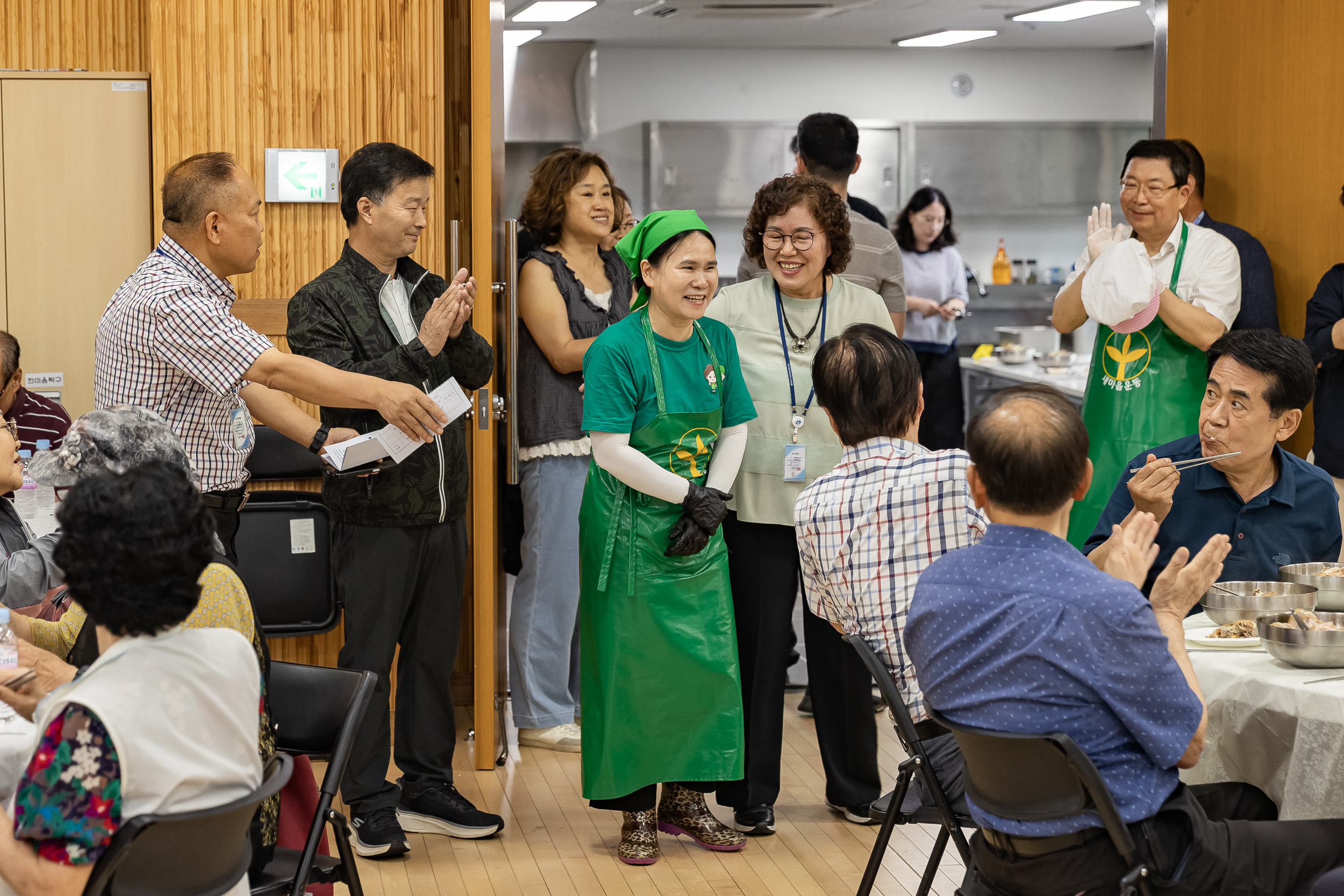 20250717-구의1동 새마을부녀회 원기충전 삼계탕 나눔행사 20250717-084943_L_175817.jpg