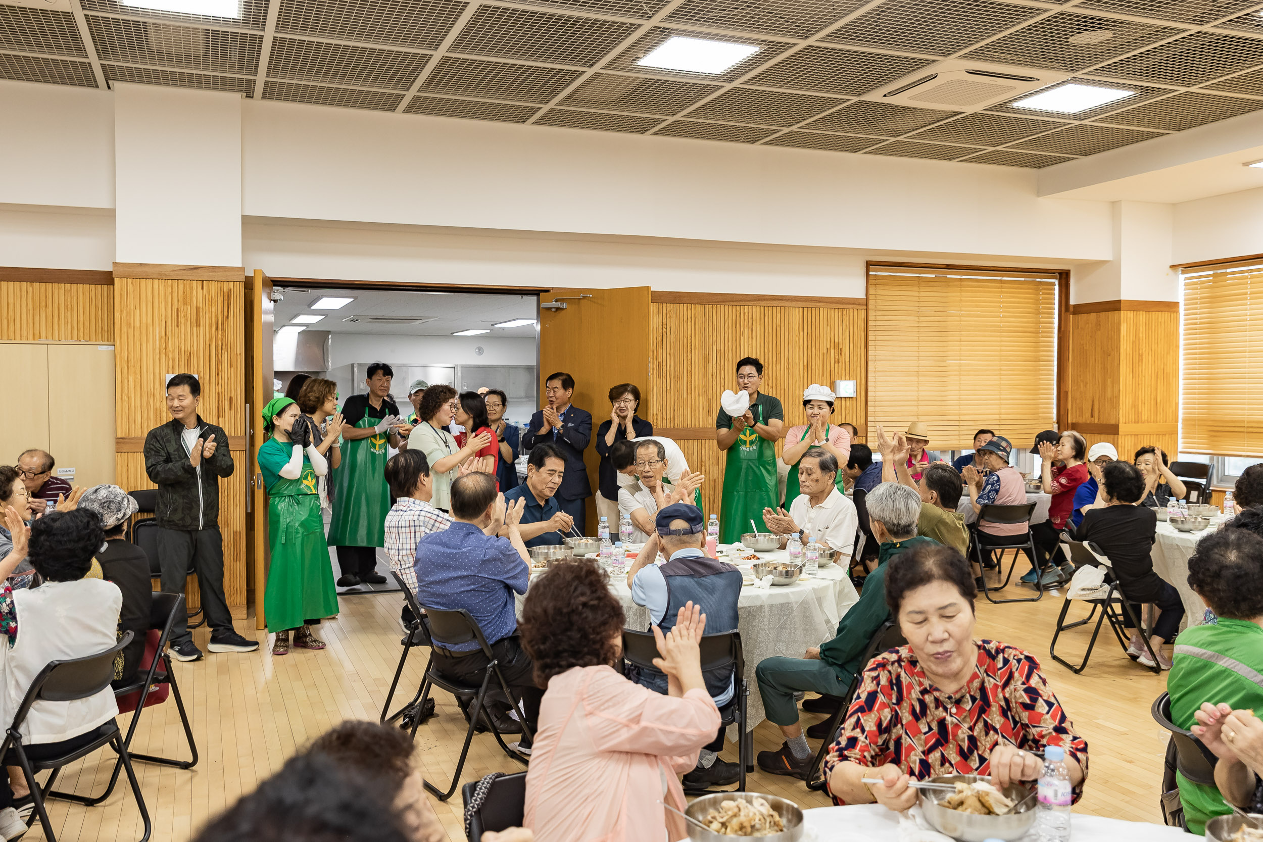 20250717-구의1동 새마을부녀회 원기충전 삼계탕 나눔행사 20250717-084973_L_175817.jpg