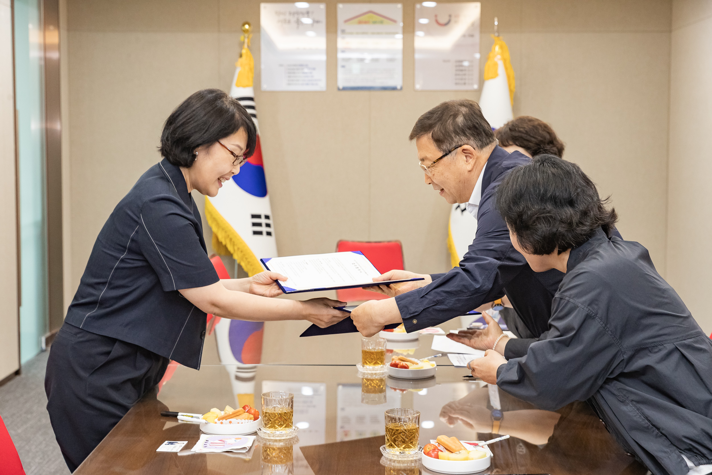 20250818-추소윤강재단 장학금 지원 업무 협약식 20250818-2329_L_174345.jpg