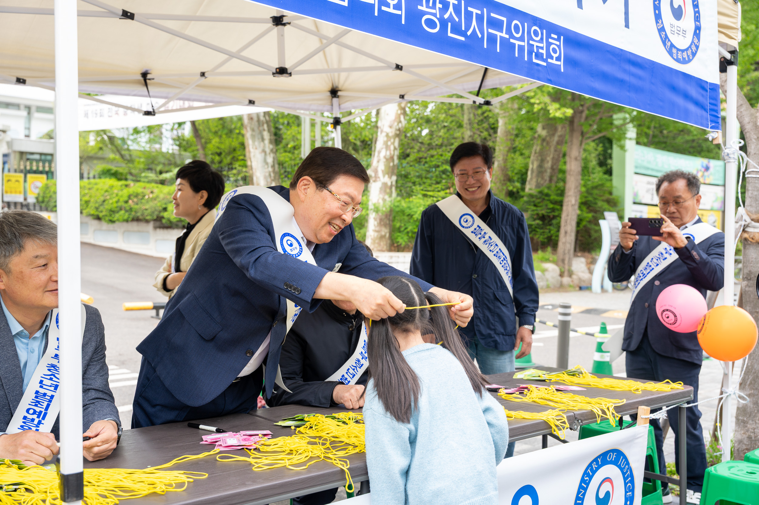 20250505-어린이날 이름표달아주기 행사 20250505-70002_L_102031.jpg