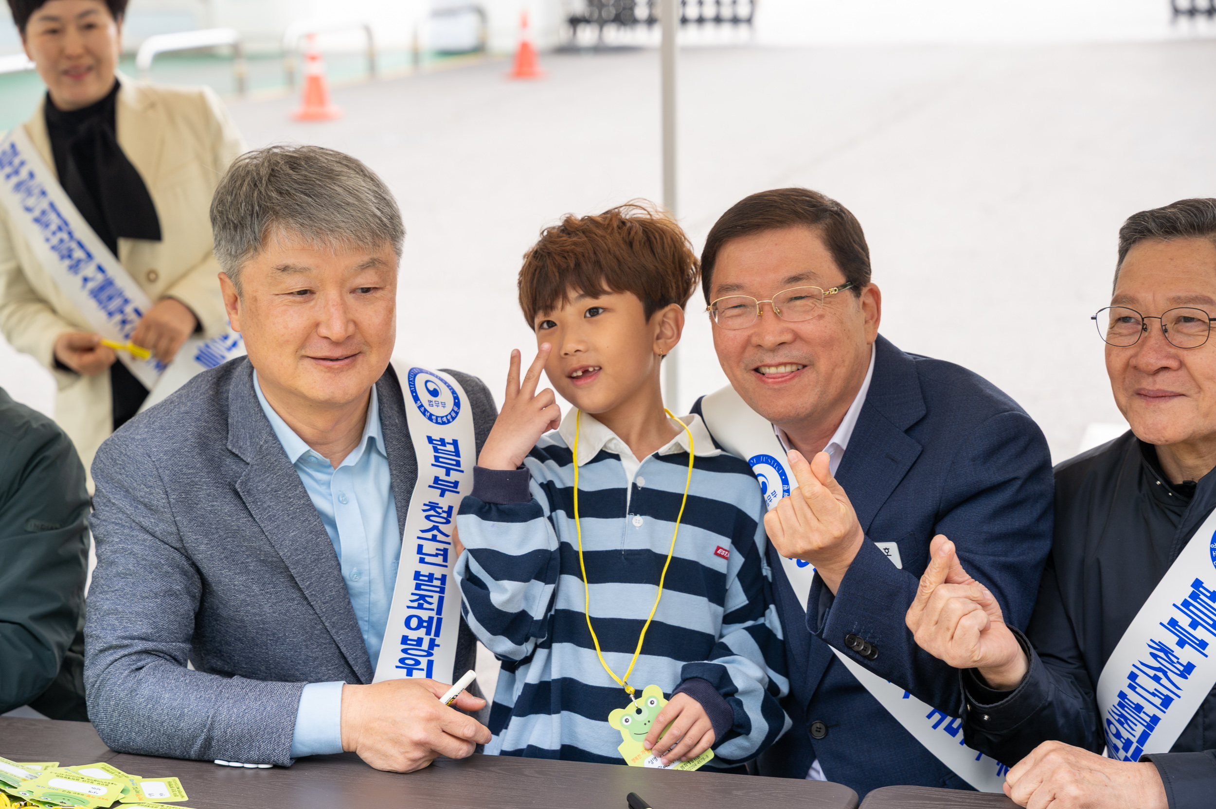 20250505-어린이날 이름표달아주기 행사 20250505-70065_L_102031.jpg