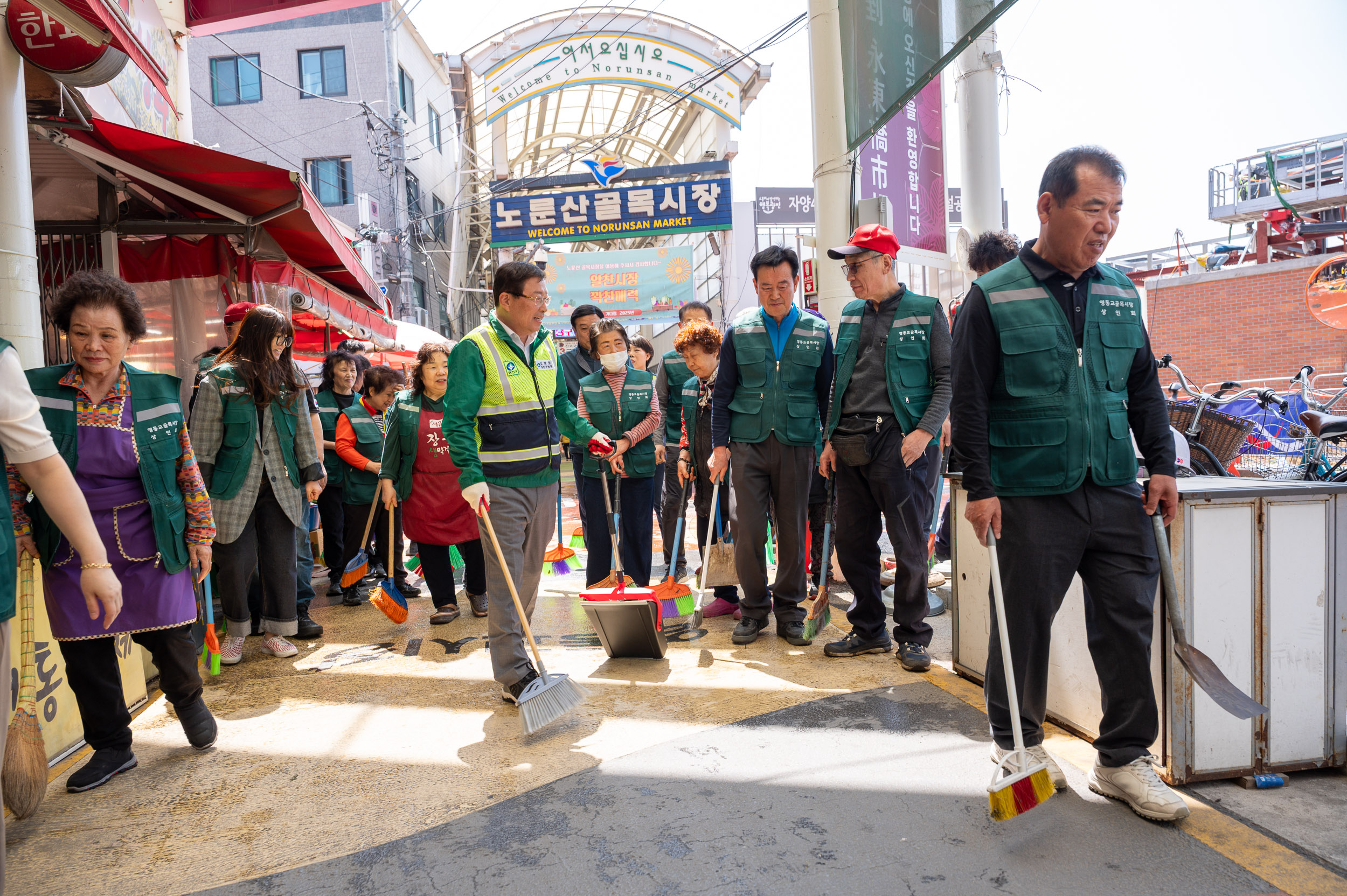 20250430-전통시장 비우기의 날 행사 20250430-67786_L_161648.jpg