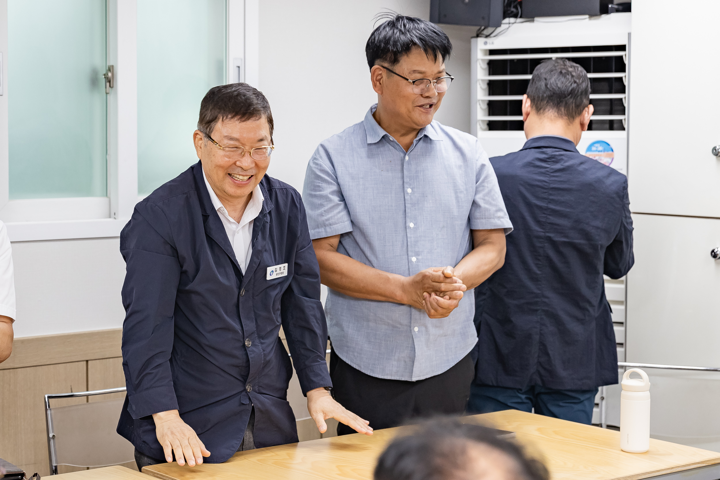 20250818-어르신 이.미용 봉사 20250818-2021_L_174020.jpg