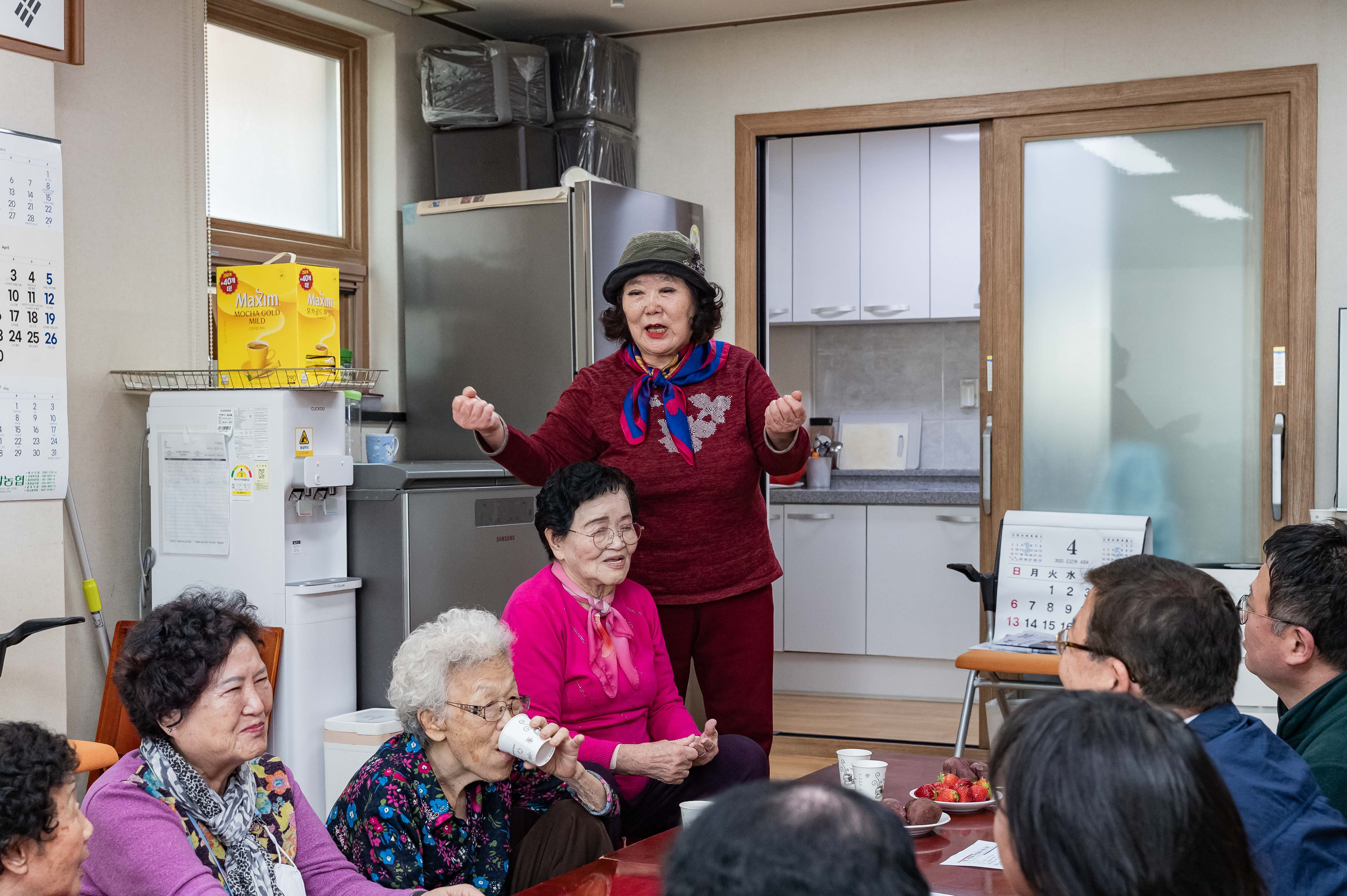 20250403-구립 자양2동 유수지경로당 위문 방문 20250403-42912_L_172428.jpg
