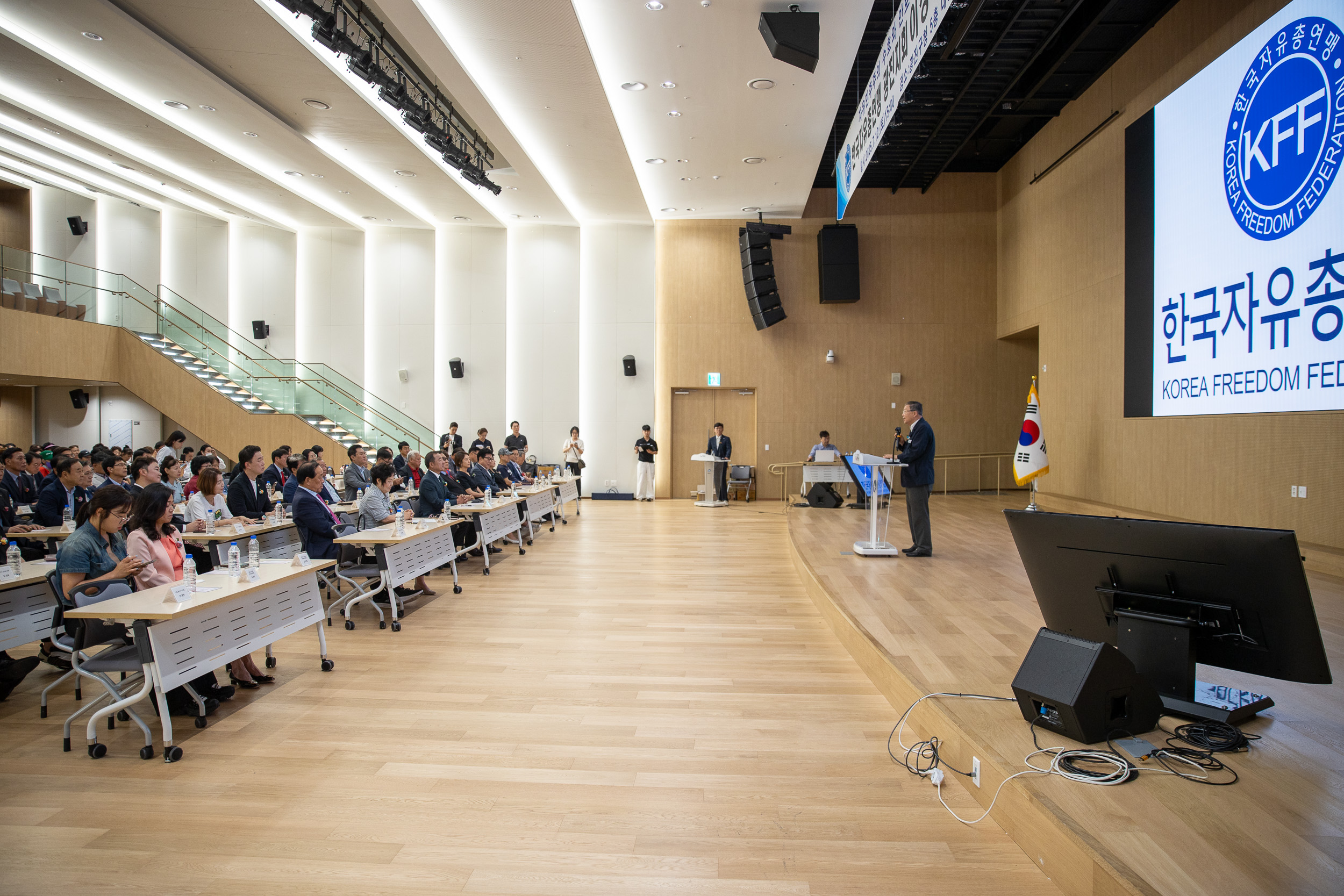 20250712-한국자유총연맹 광진구지회 신규 임원진 취임식 20250712-3333_L_091131.jpg