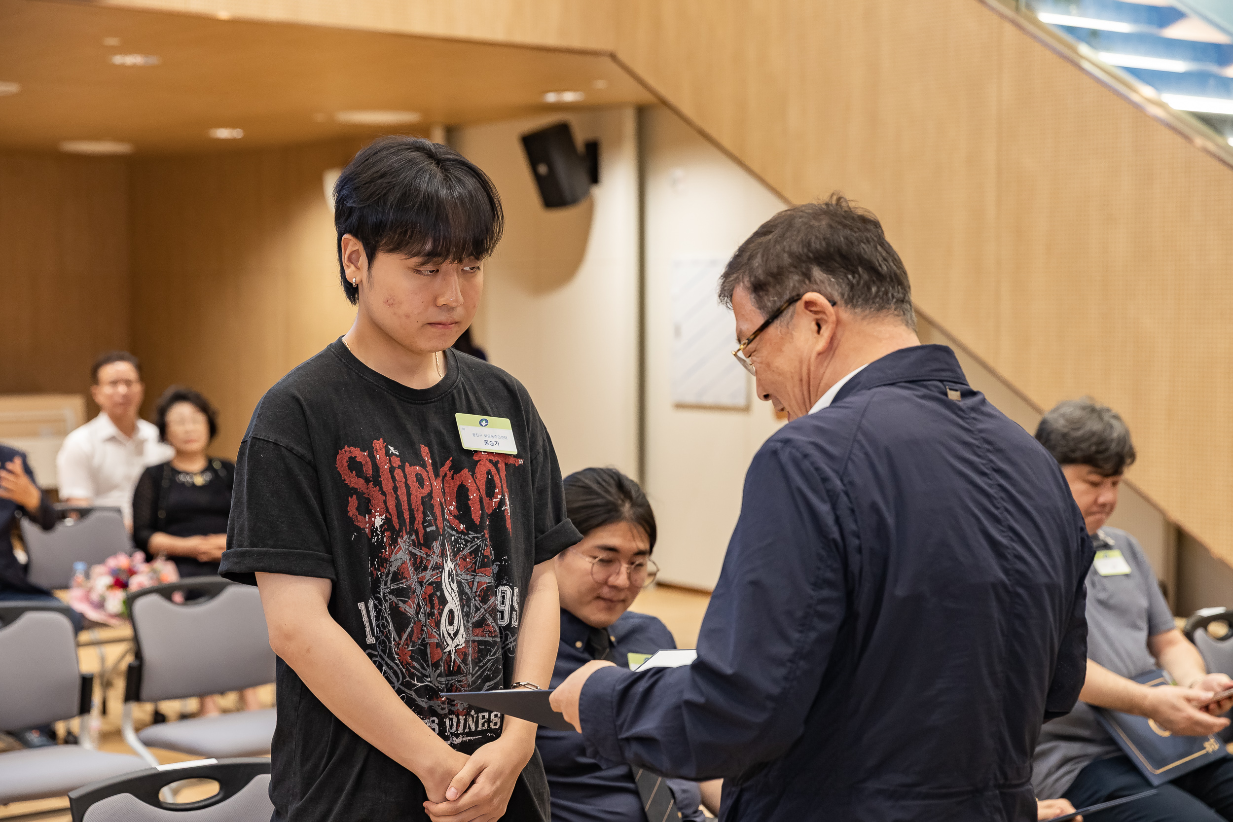 20250826-2025년 8월 정기 구민표창 수여식 20250826-9706_L_151508.jpg