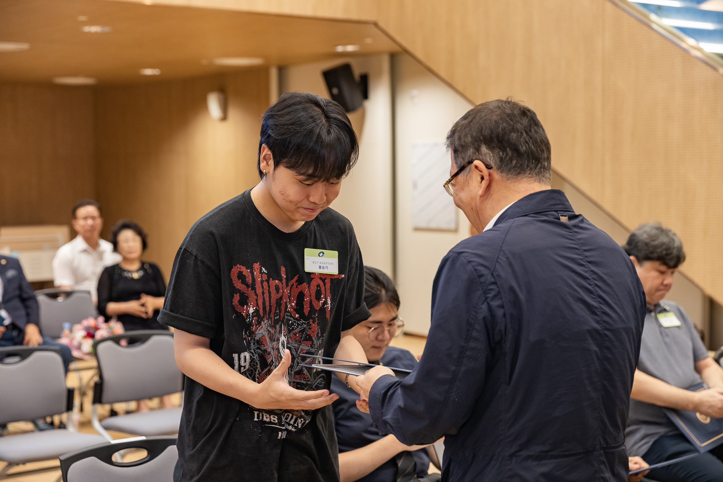20250826-2025년 8월 정기 구민표창 수여식 20250826-9711_L_151508.jpg