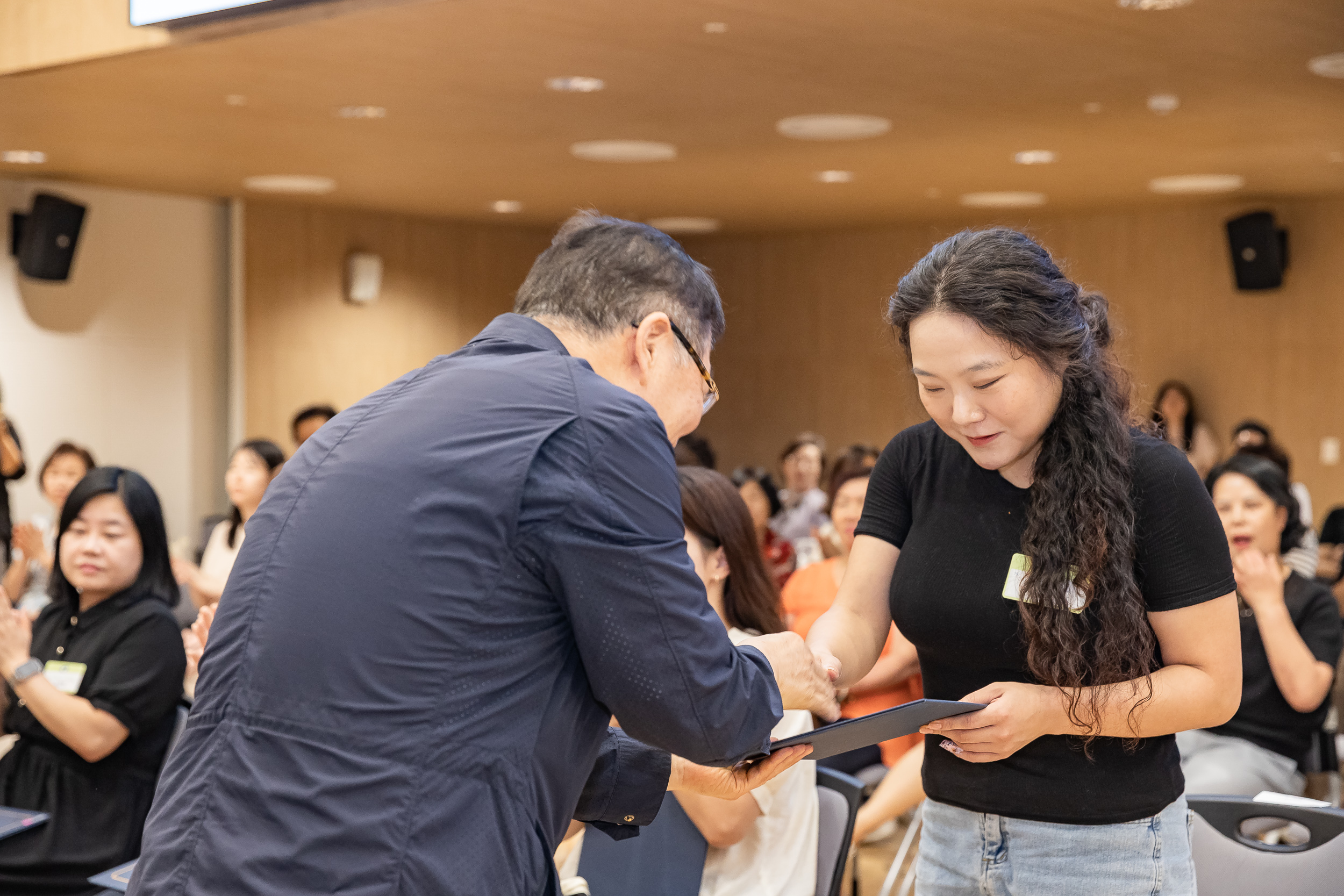 20250826-2025년 8월 정기 구민표창 수여식 20250826-9981_L_151510.jpg