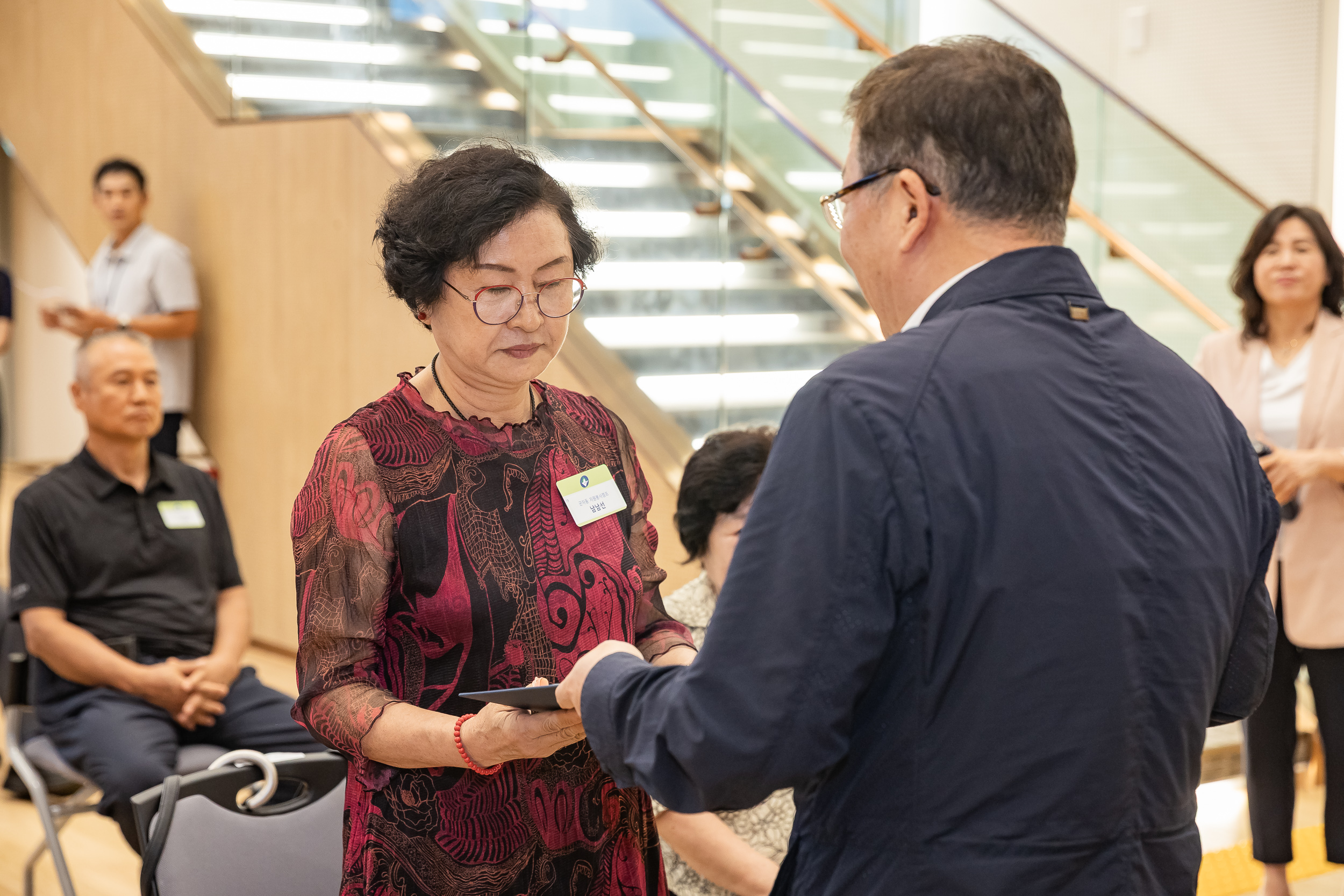 20250826-2025년 8월 정기 구민표창 수여식 20250826-9251_L_151504.jpg