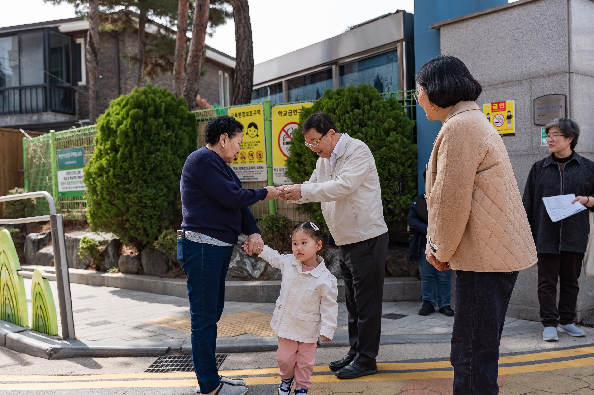 20250326-학교앞 소통 나들이 20250326-34458_L_170332.jpg