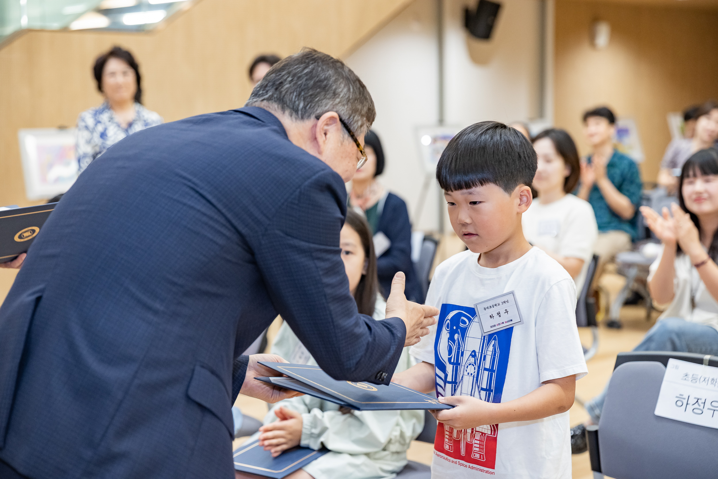 20250705-2025 광진가족페스티벌 백일장 그림그리기대회 시상식 20250705-123900_L_121941.jpg
