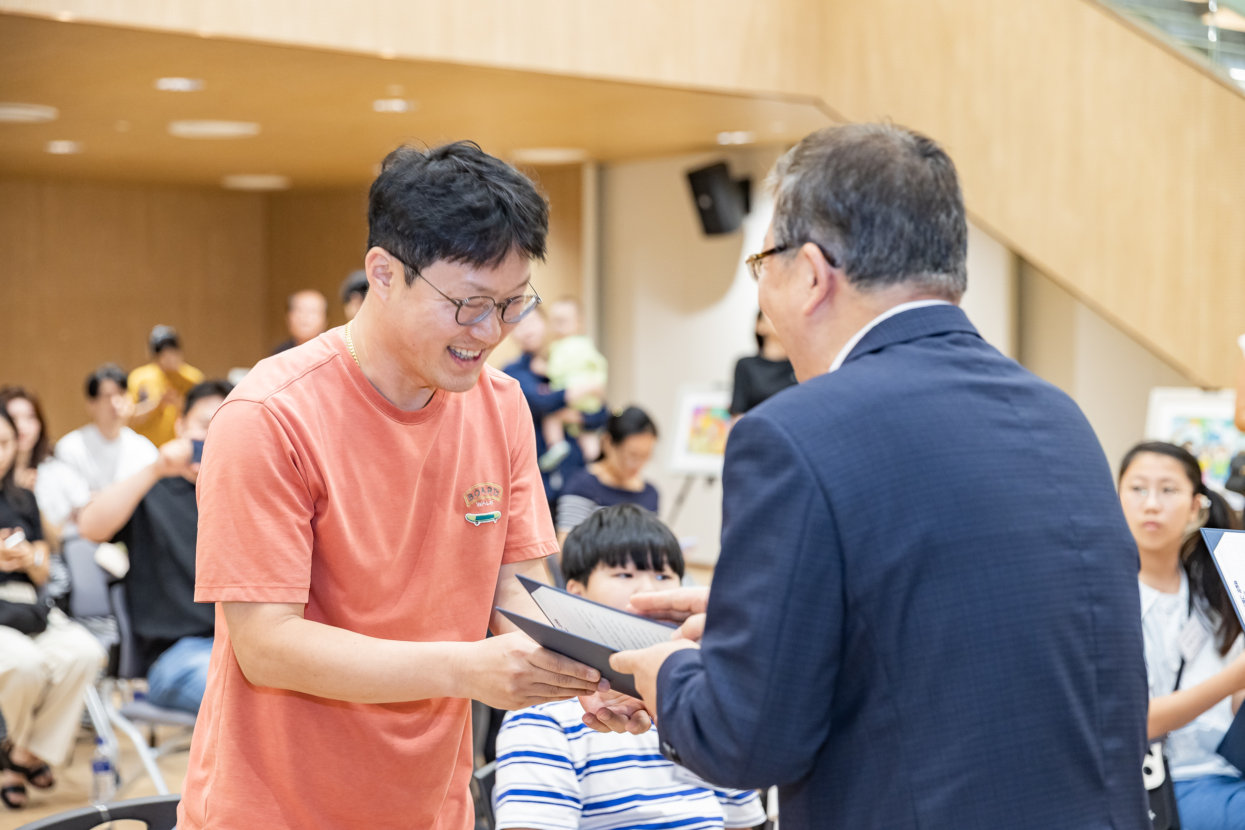 20250705-2025 광진가족페스티벌 백일장 그림그리기대회 시상식 20250705-124129_L_121944.jpg