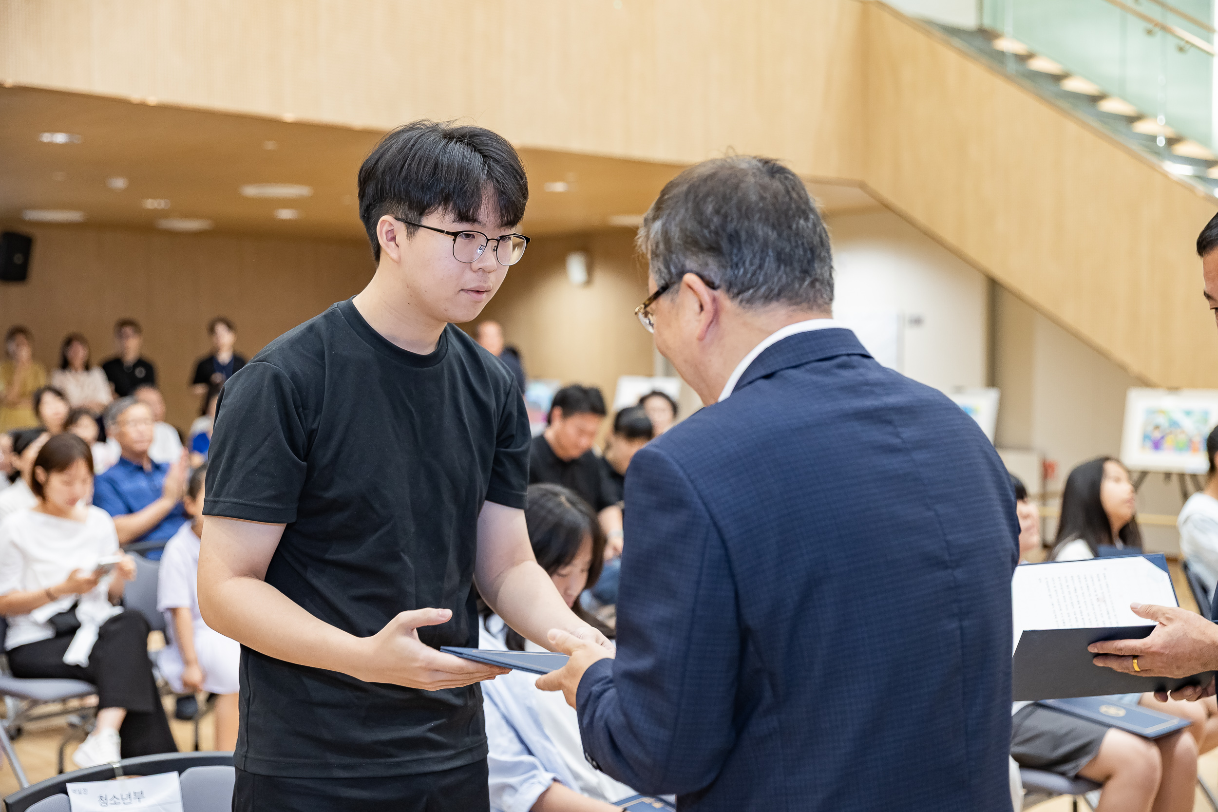 20250705-2025 광진가족페스티벌 백일장 그림그리기대회 시상식 20250705-124161_L_121944.jpg