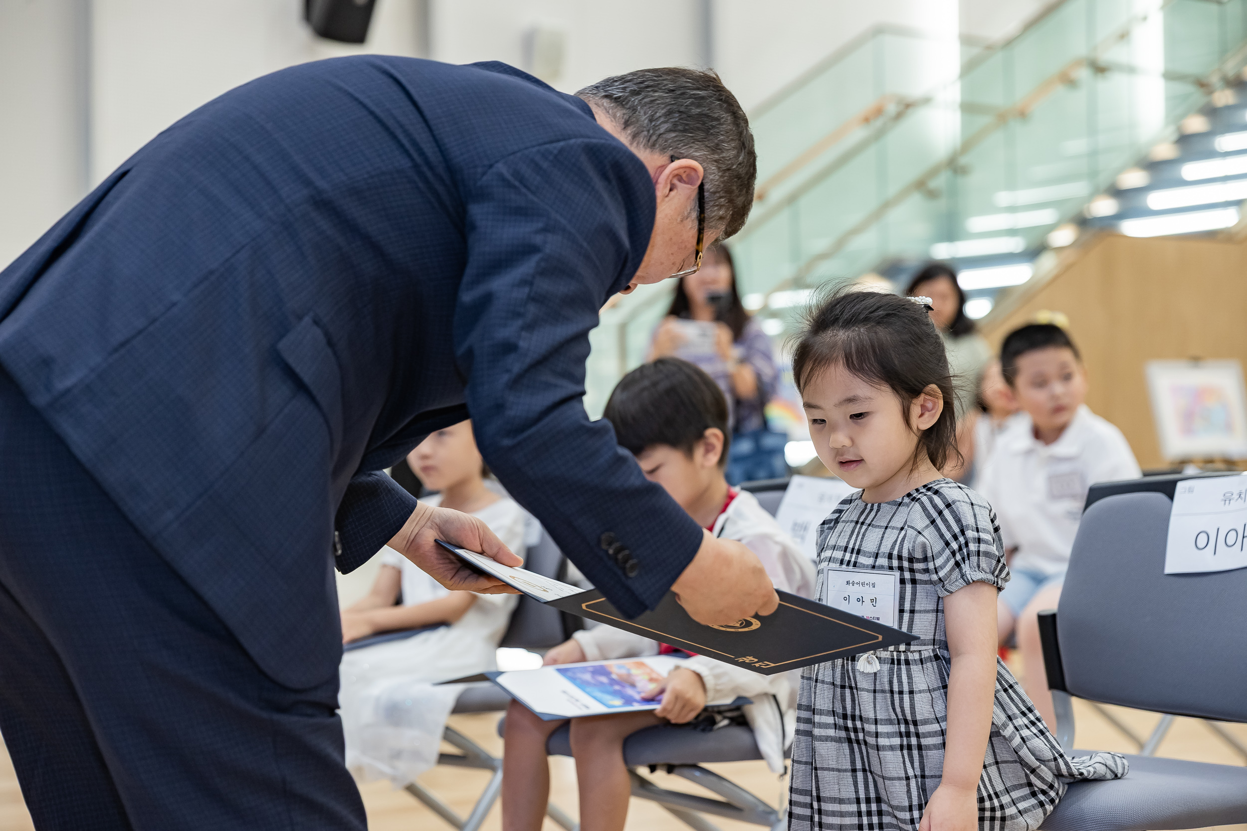 20250705-2025 광진가족페스티벌 백일장 그림그리기대회 시상식 20250705-123427_L_121937.jpg