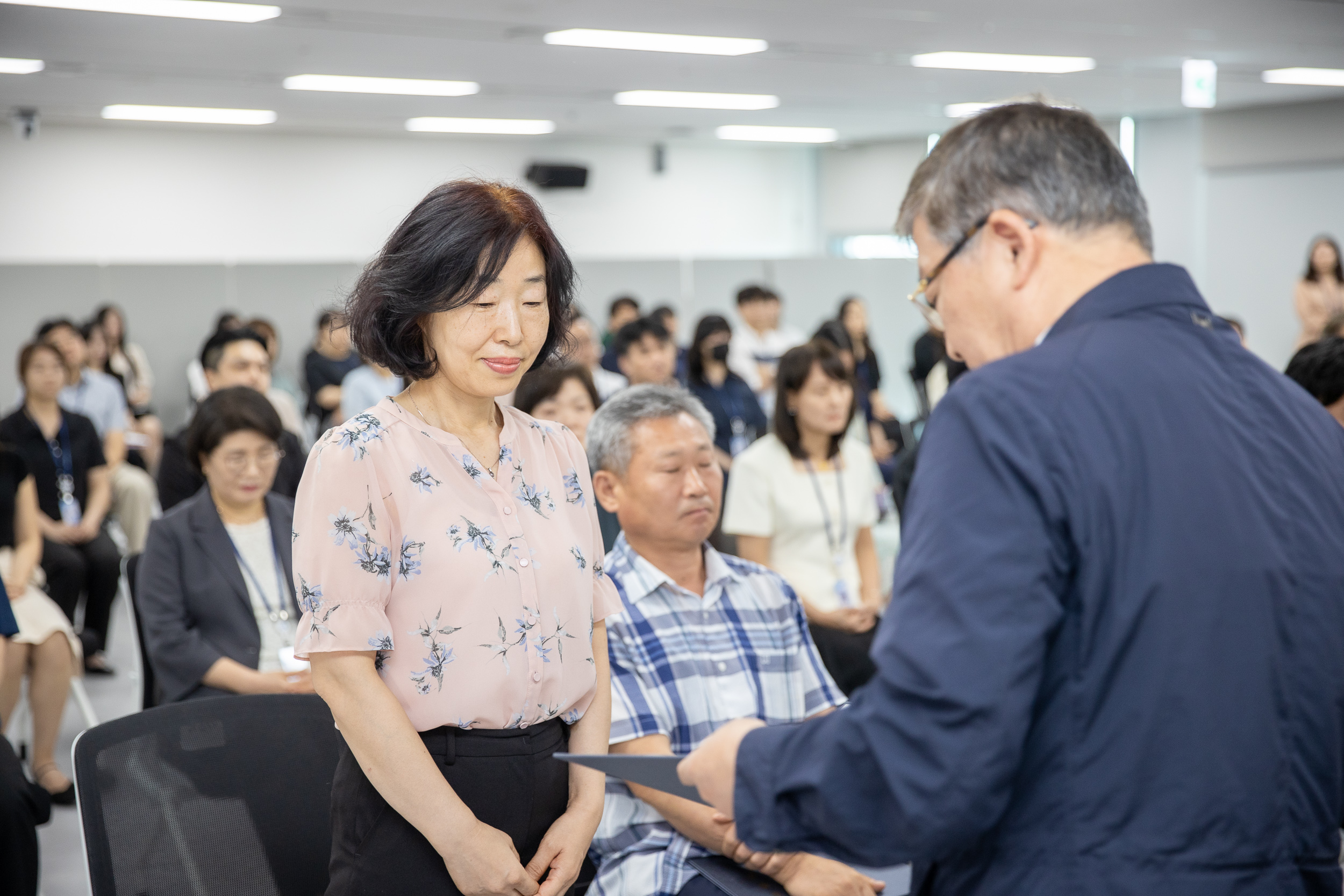 20250630-2025 하반기 정기인사 발령장 수여식 20250630-116782_L_123000.jpg