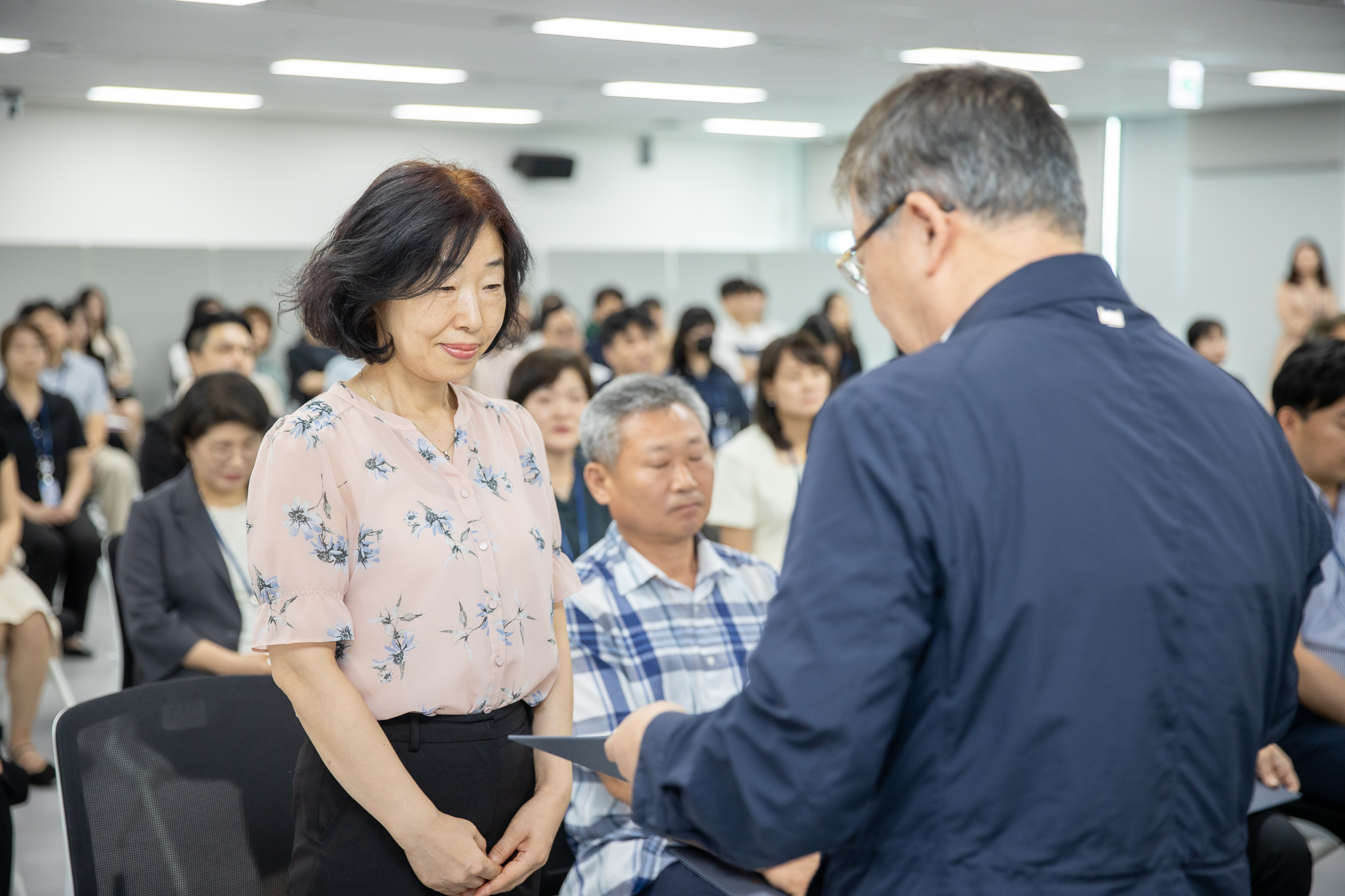 20250630-2025 하반기 정기인사 발령장 수여식 20250630-116787_L_123000.jpg