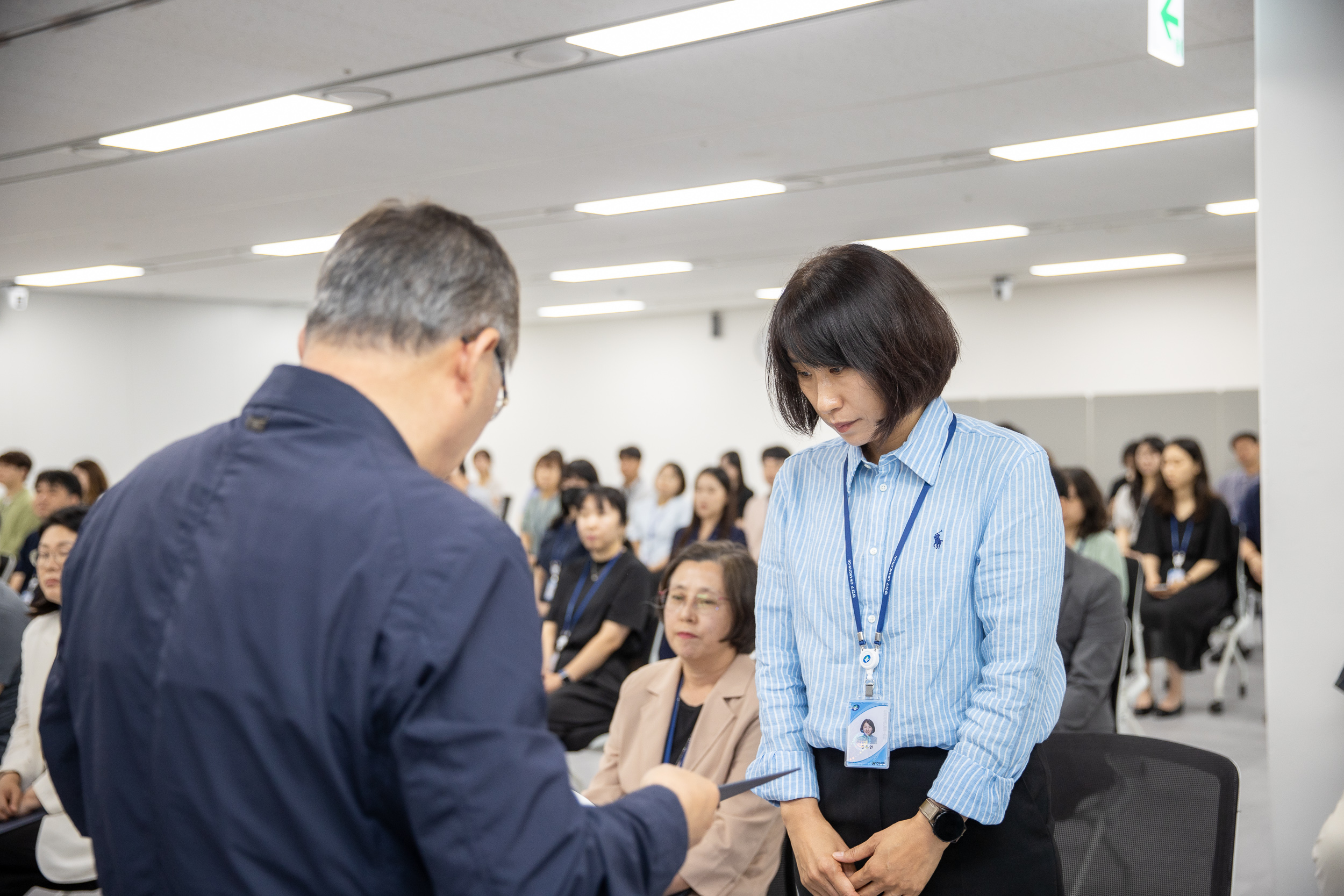 20250630-2025 하반기 정기인사 발령장 수여식 20250630-116887_L_123001.jpg