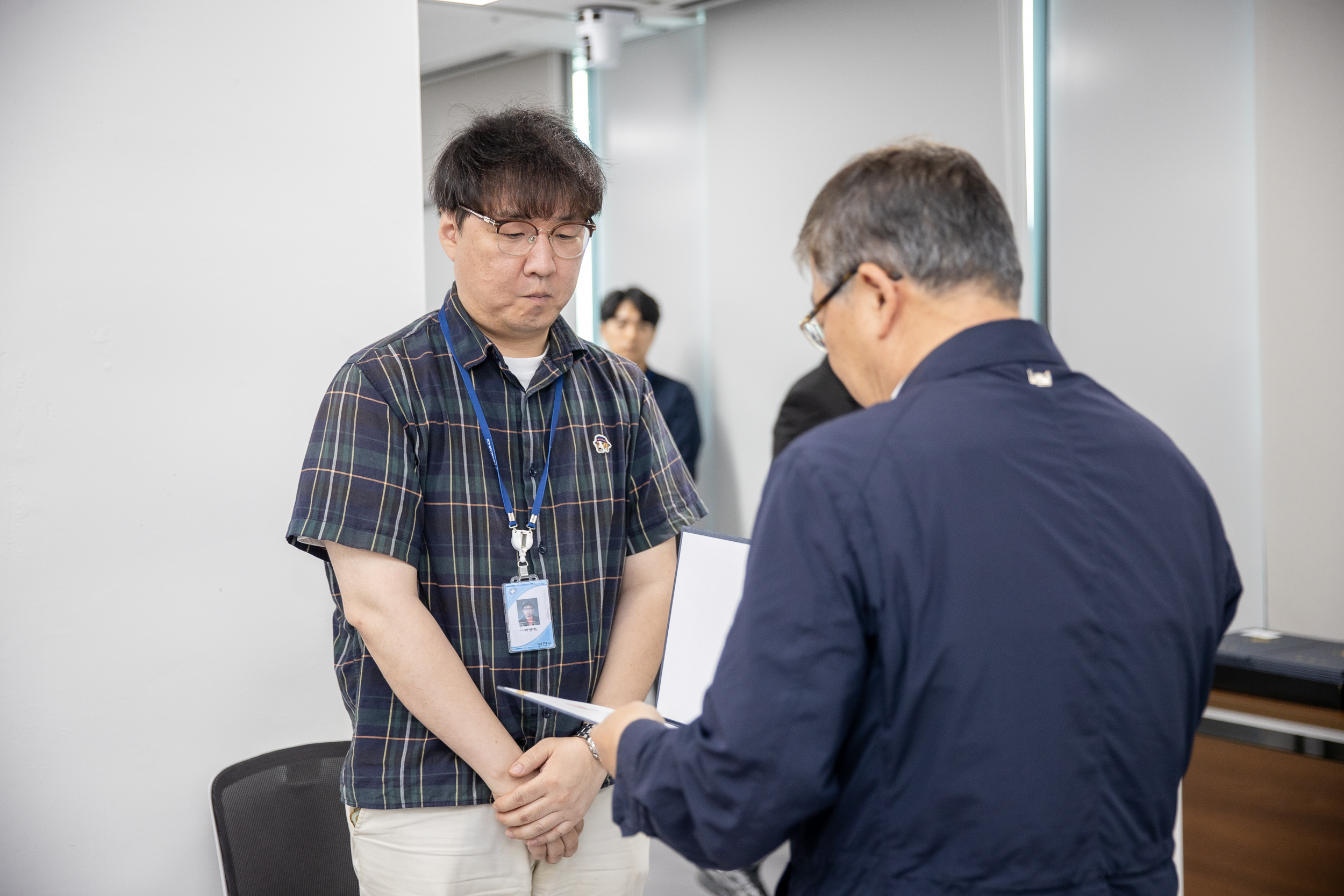 20250630-2025 하반기 정기인사 발령장 수여식 20250630-116911_L_123001.jpg