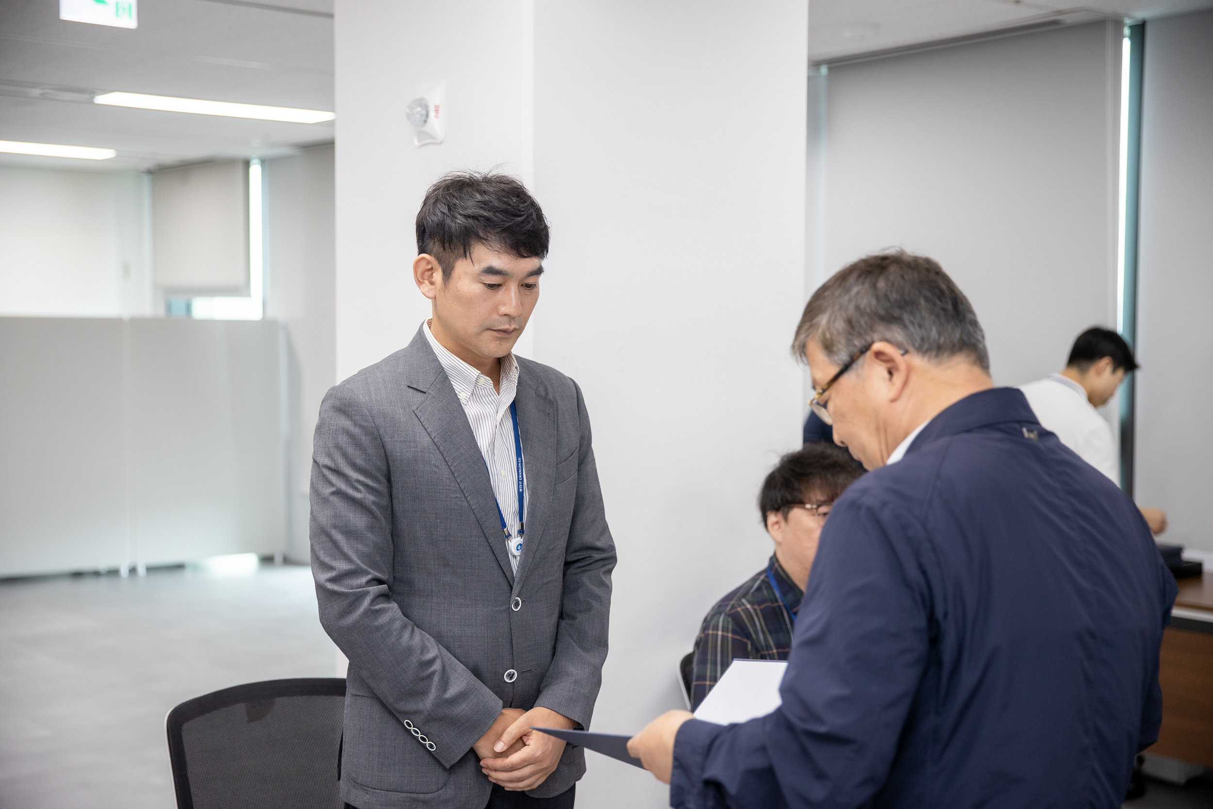 20250630-2025 하반기 정기인사 발령장 수여식 20250630-116916_L_123001.jpg