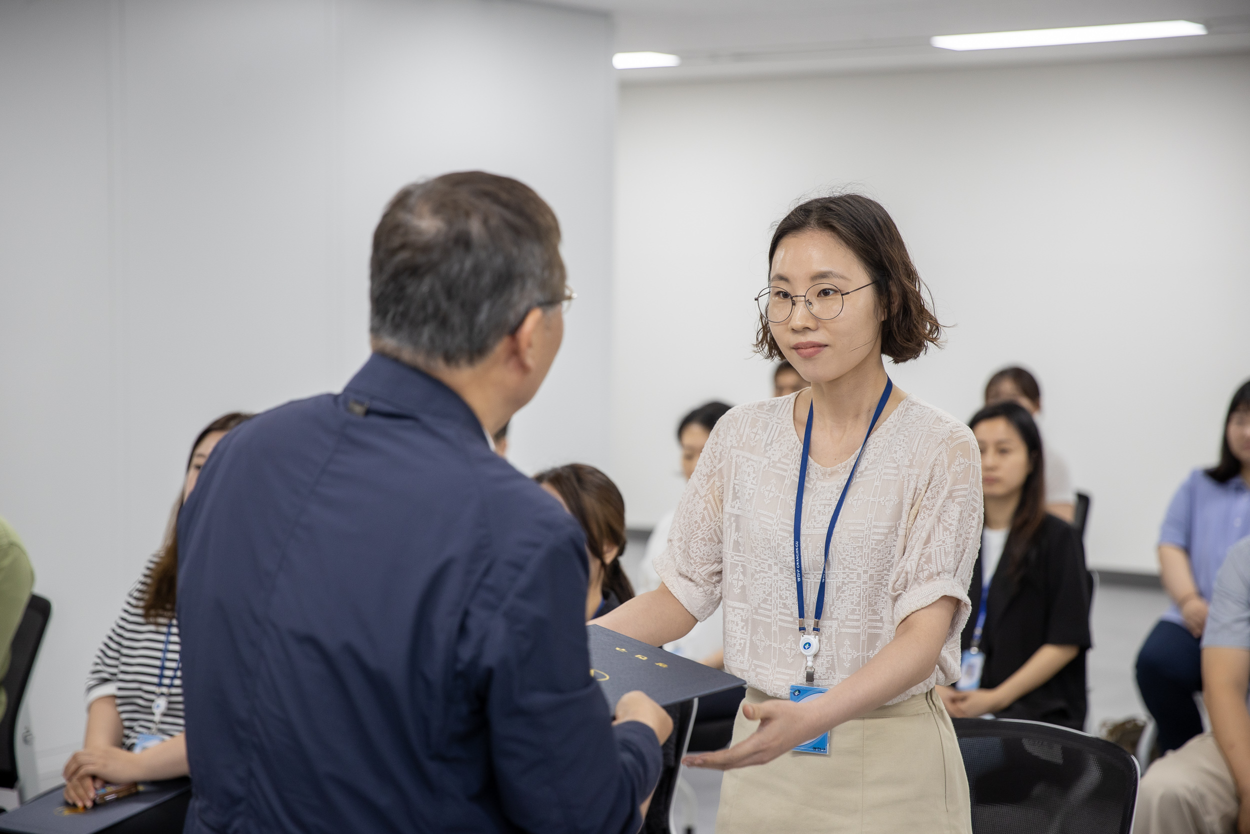 20250630-2025 하반기 정기인사 발령장 수여식 20250630-117054_L_123002.jpg
