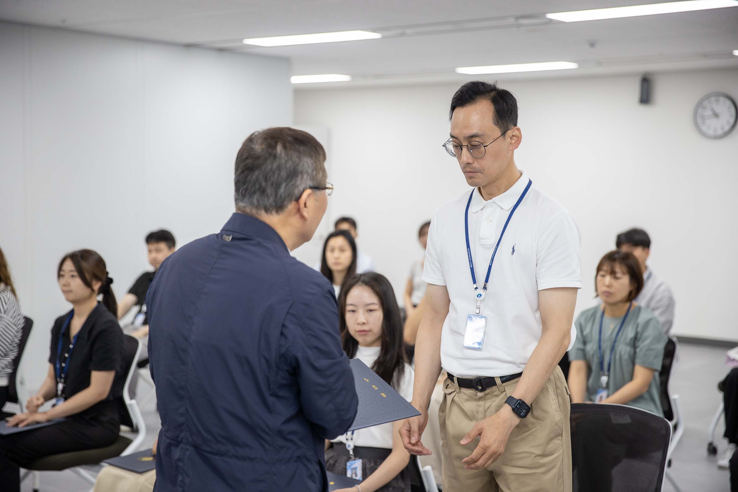 20250630-2025 하반기 정기인사 발령장 수여식 20250630-117073_L_123002.jpg