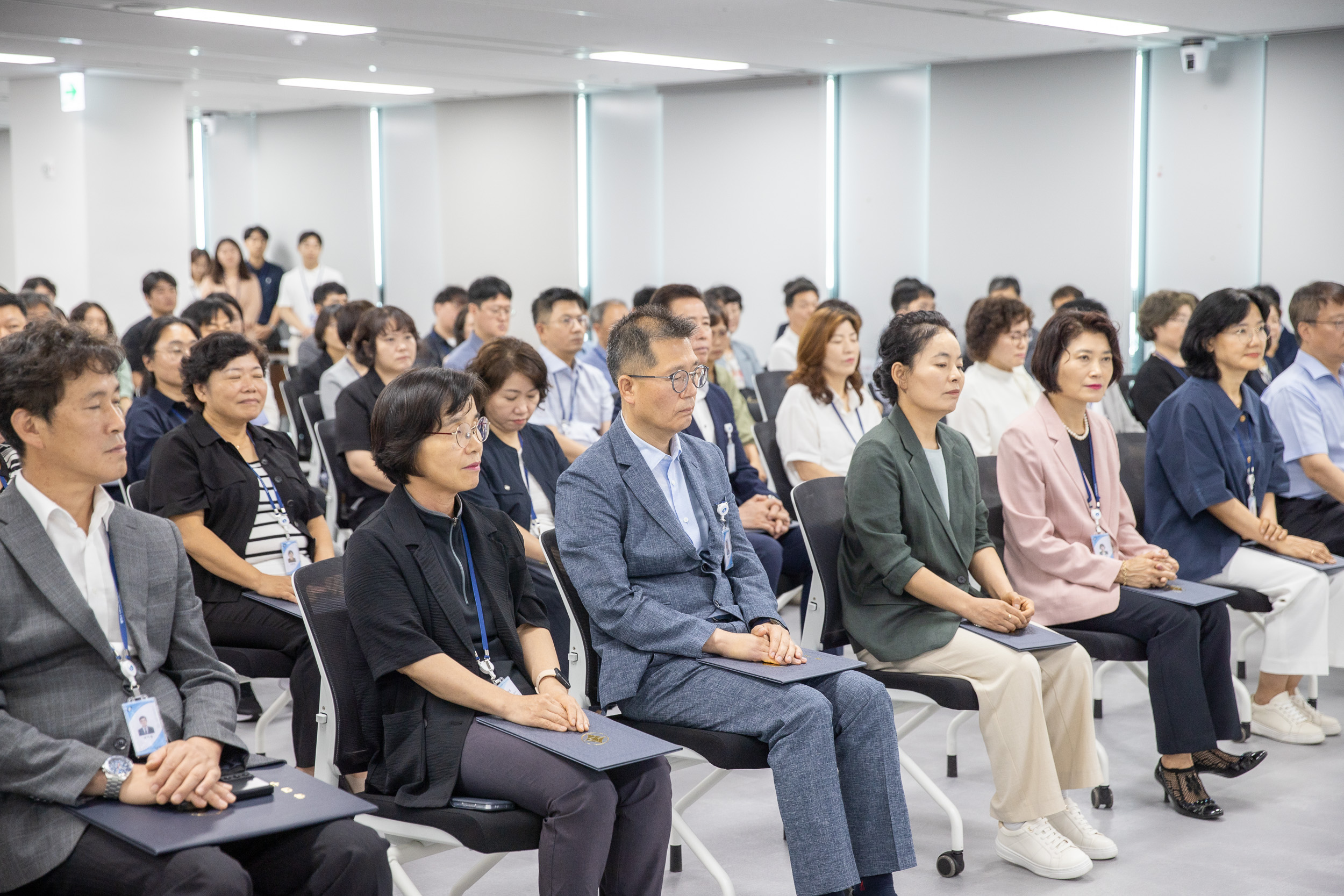 20250630-2025 하반기 정기인사 발령장 수여식 20250630-117484_L_123005.jpg