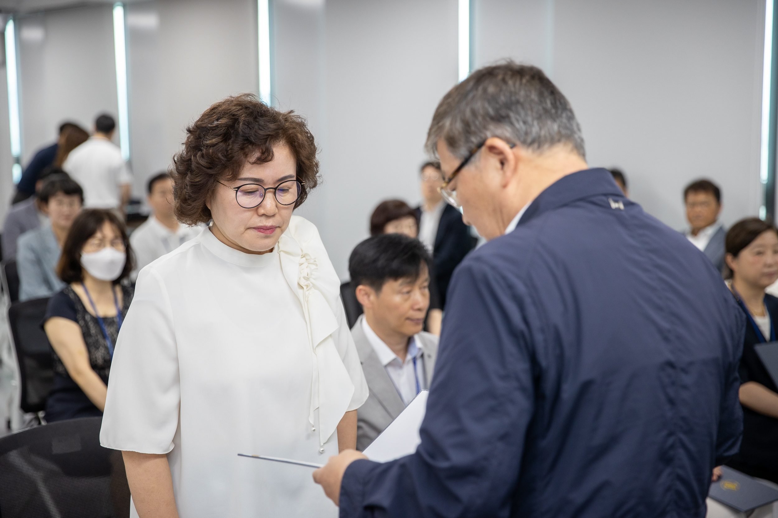 20250630-2025 하반기 정기인사 발령장 수여식 20250630-116447_L_122957.jpg