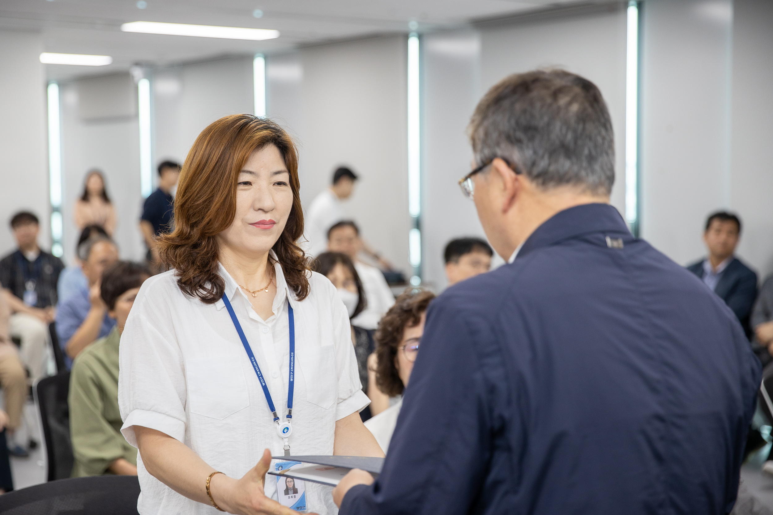 20250630-2025 하반기 정기인사 발령장 수여식 20250630-116461_L_122958.jpg
