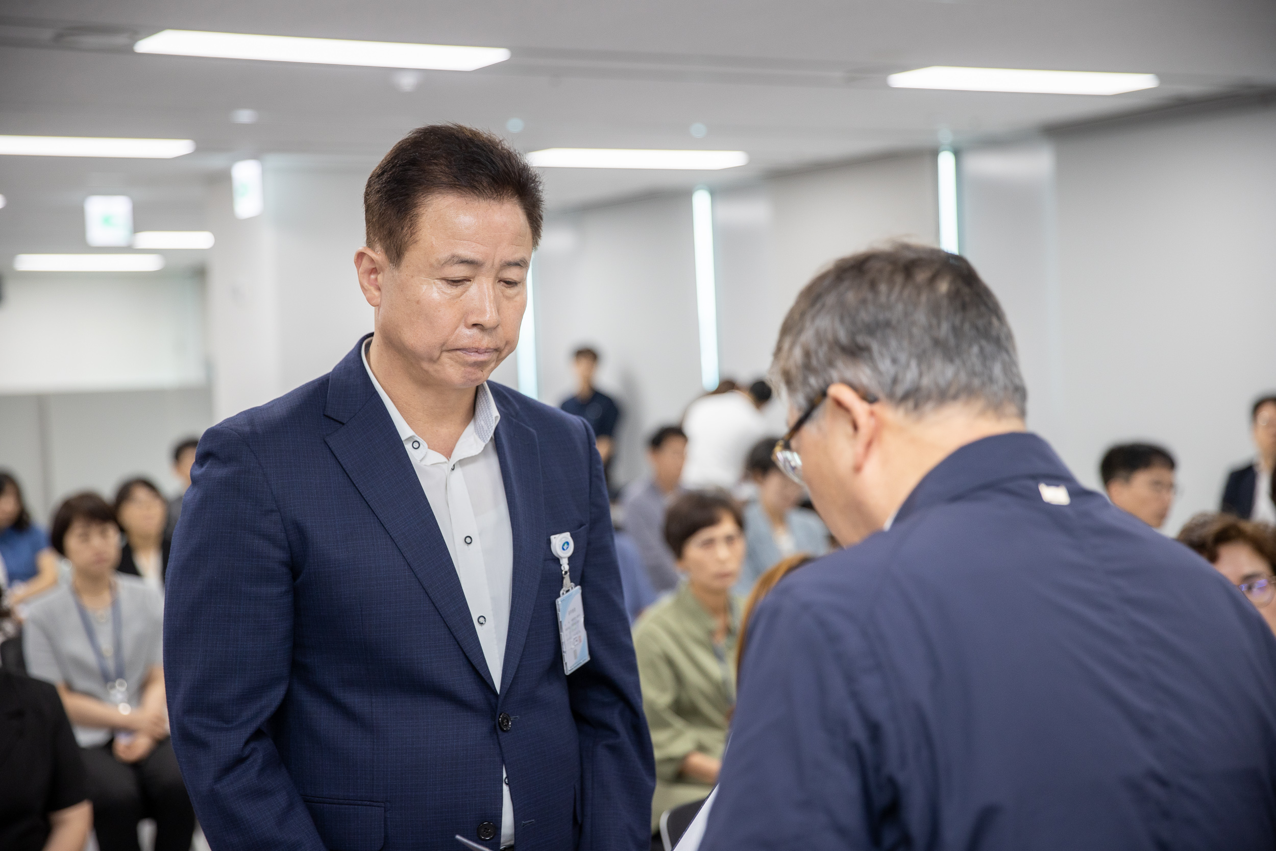 20250630-2025 하반기 정기인사 발령장 수여식 20250630-116465_L_122958.jpg