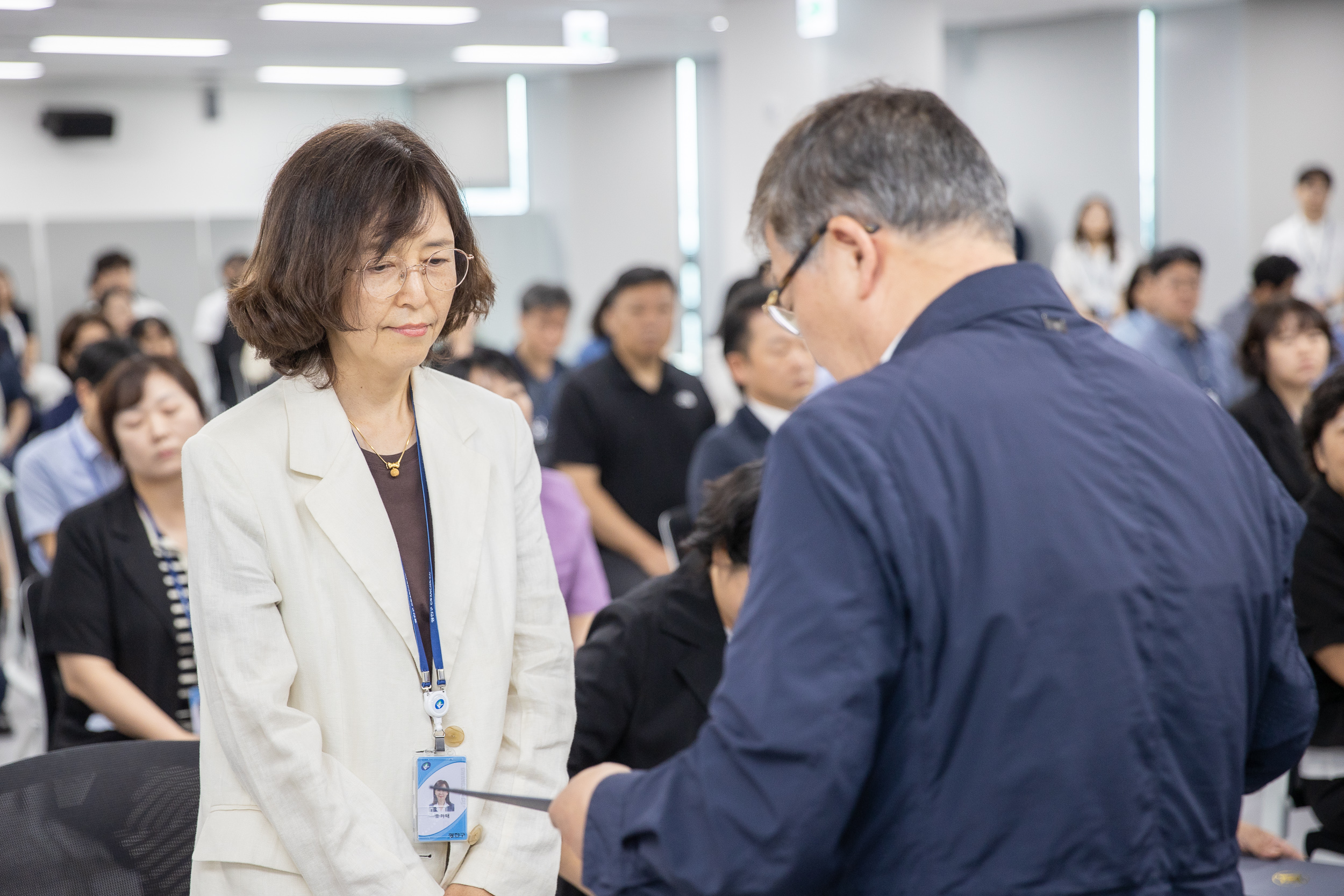 20250630-2025 하반기 정기인사 발령장 수여식 20250630-116516_L_122958.jpg