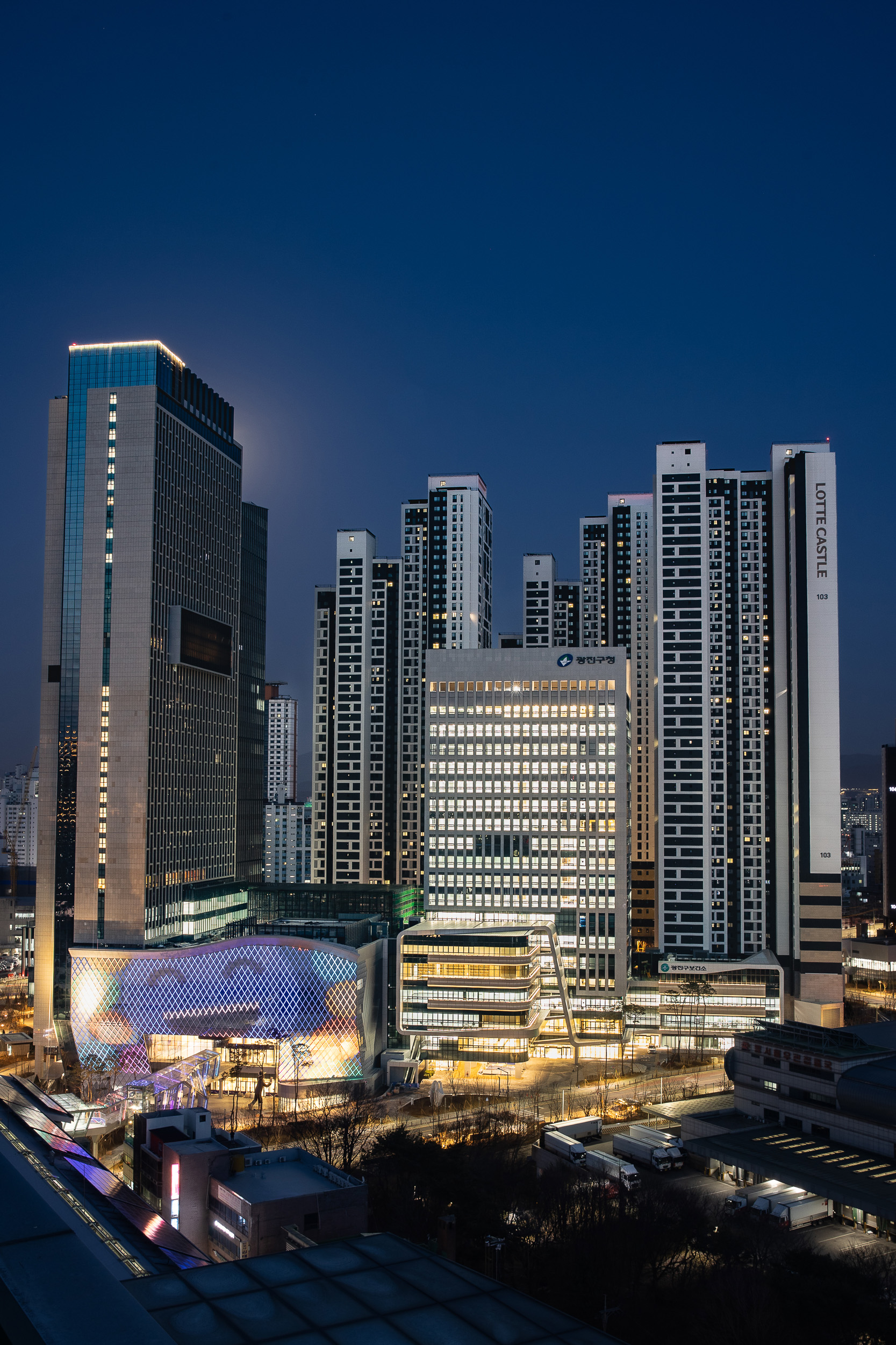 20250320-광진구청 신청사 주간 및 야간 경관 20250313-23379_L5280_L_110850.jpg