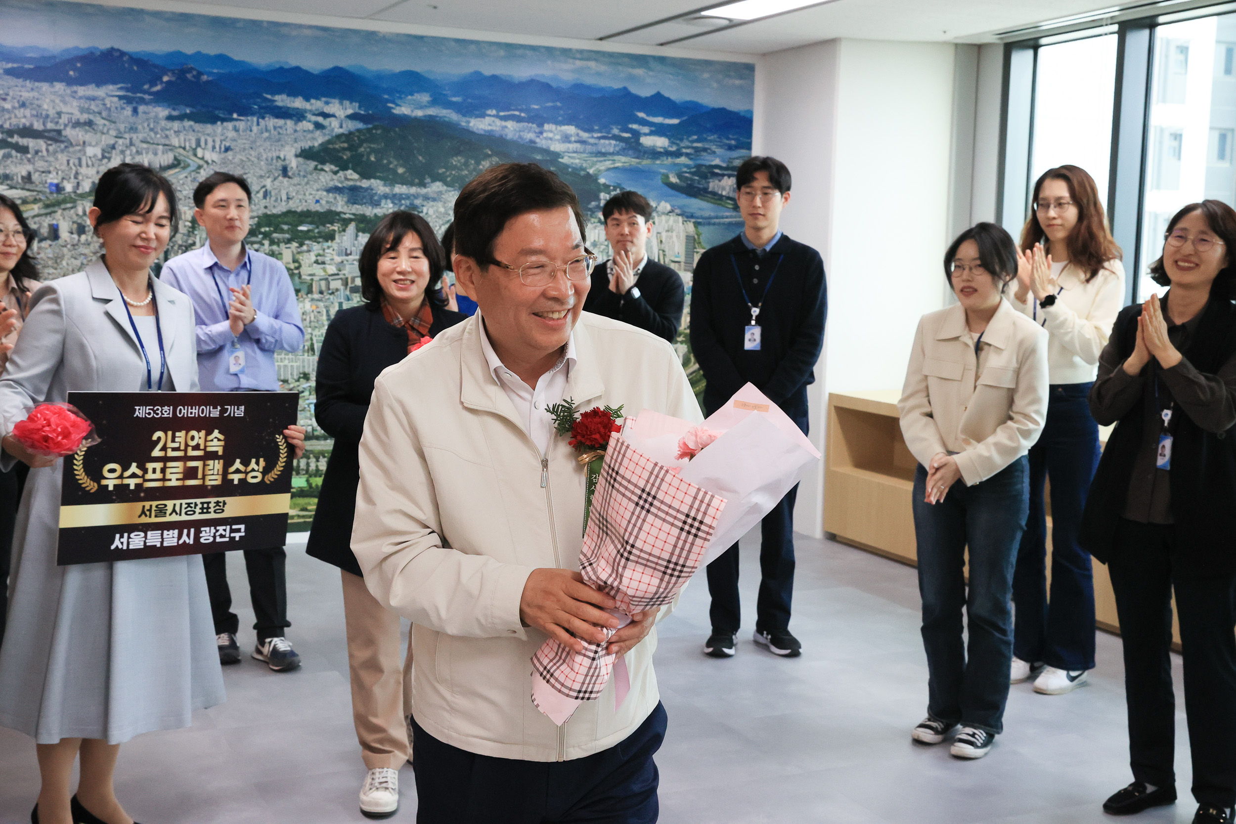 20250508-어버이날기념 2년 연속 우수프로그램 수상 JKIM6792_L_163514.jpg