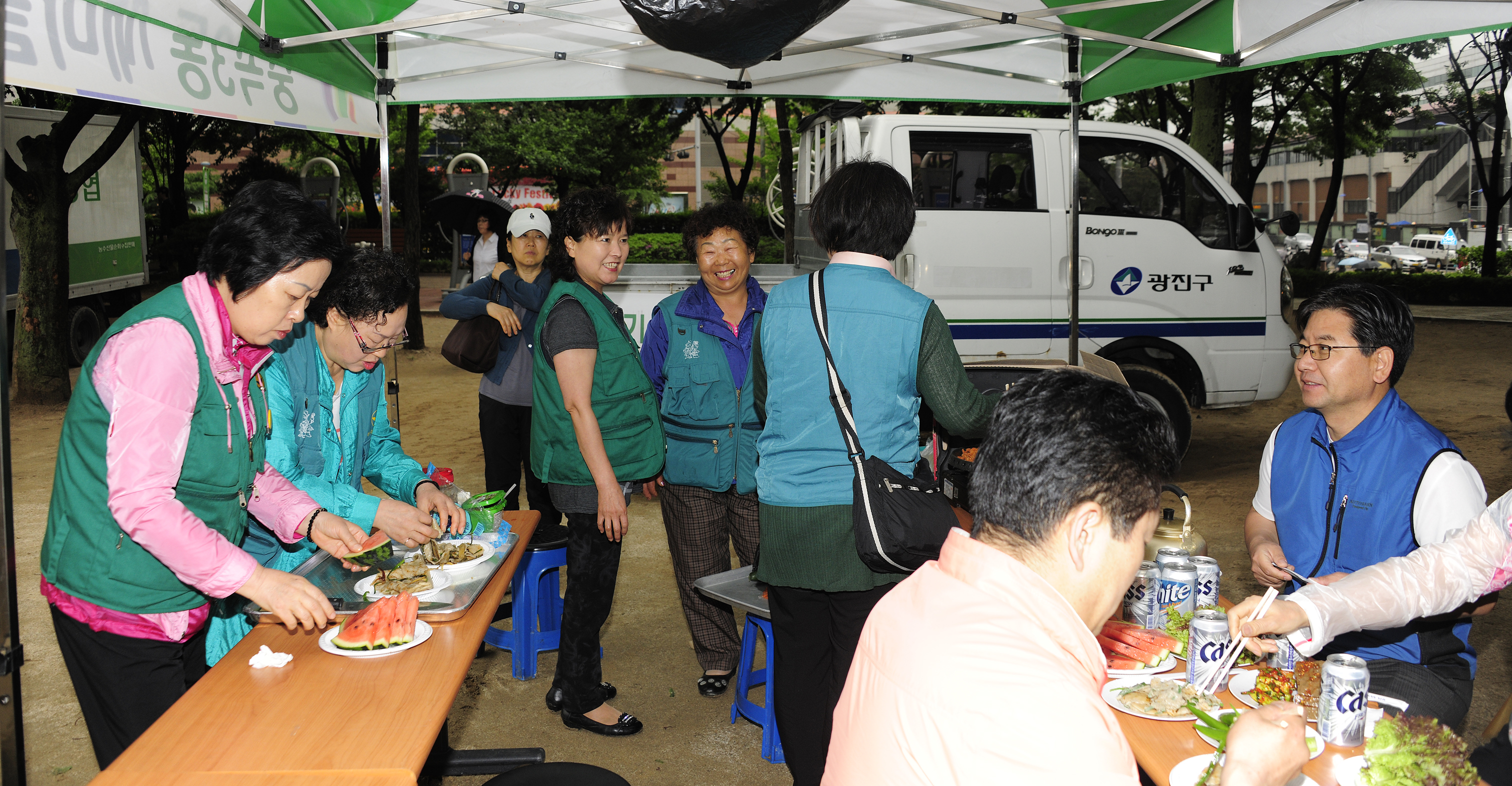 20110520-농수특산물 직거래장터 및 알뜰장 개설 34601.JPG